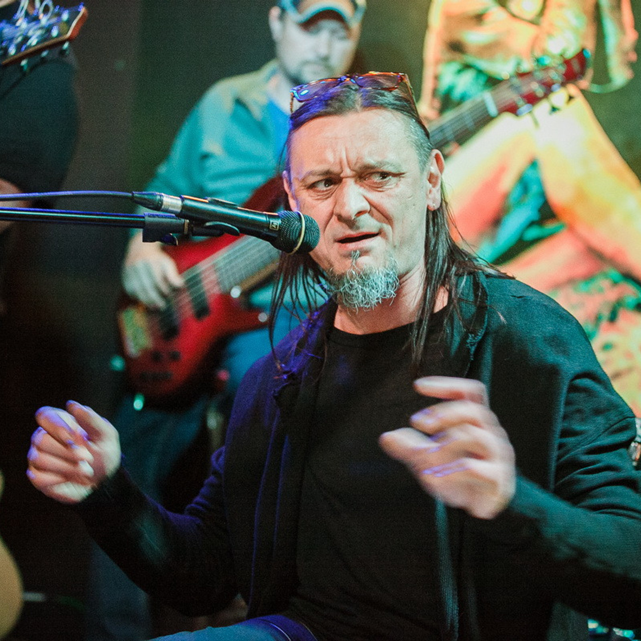 Концерт Олега Тищенко, «Тихона», в Кинокофейне