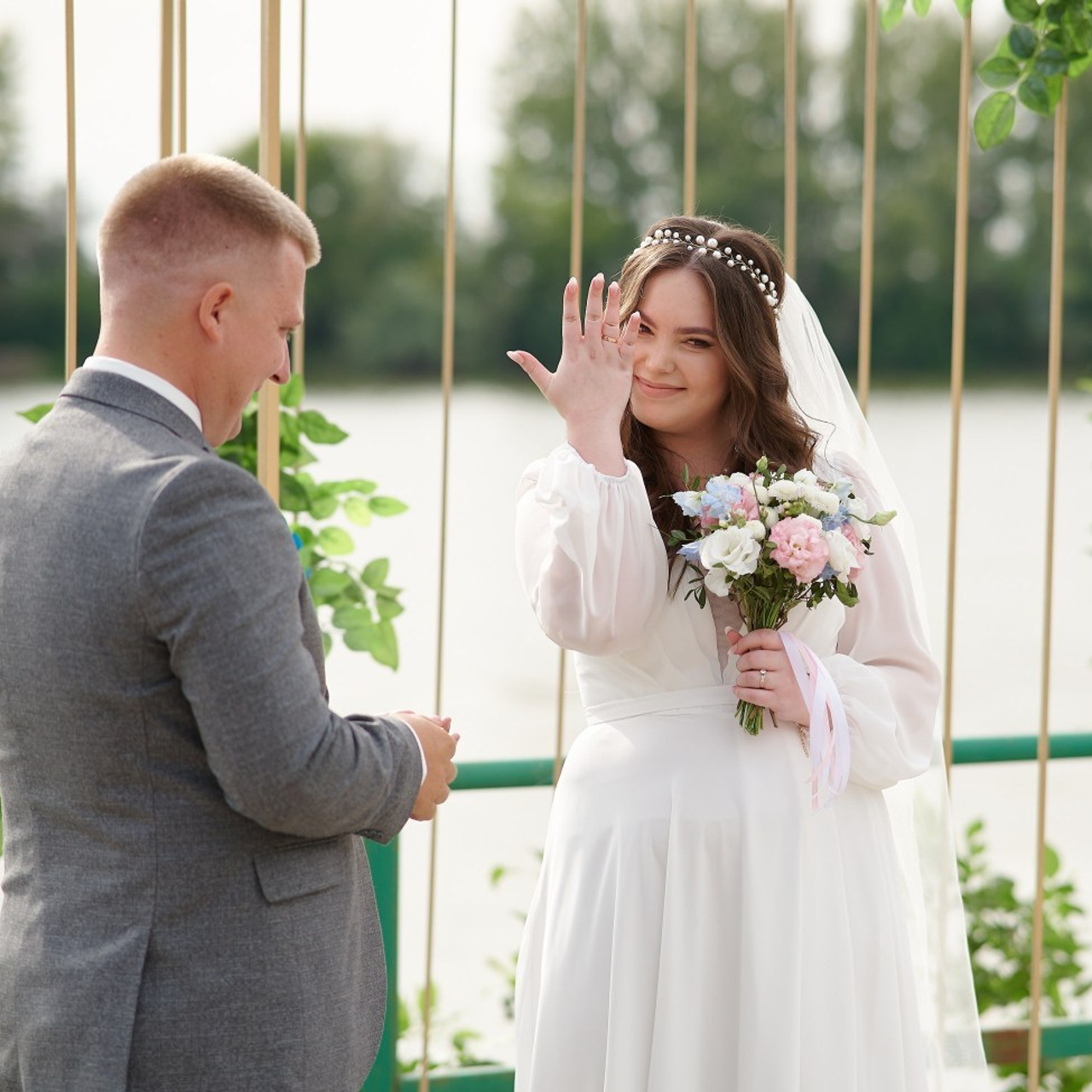 Отзывы. Студийный, семейный, свадебный, фэшн и ню фотограф в Астрахани, производство выпускных альбомов. Руслан Кондрашин