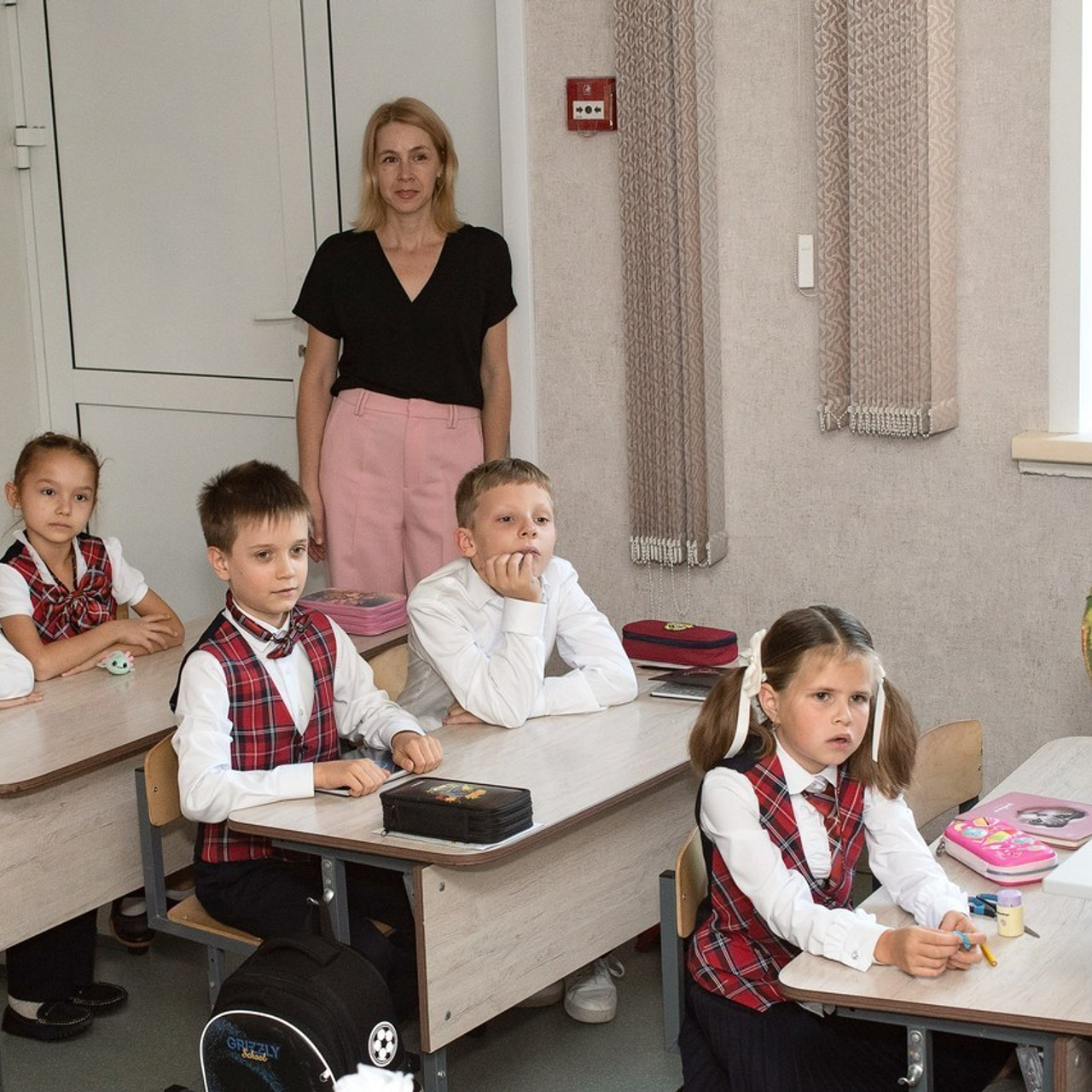 Отзывы. Школьный фотограф, Новосибирск. Выпускные альбомы для школьников и детских садов, общие фото и «классные истории» для невыпускных классов