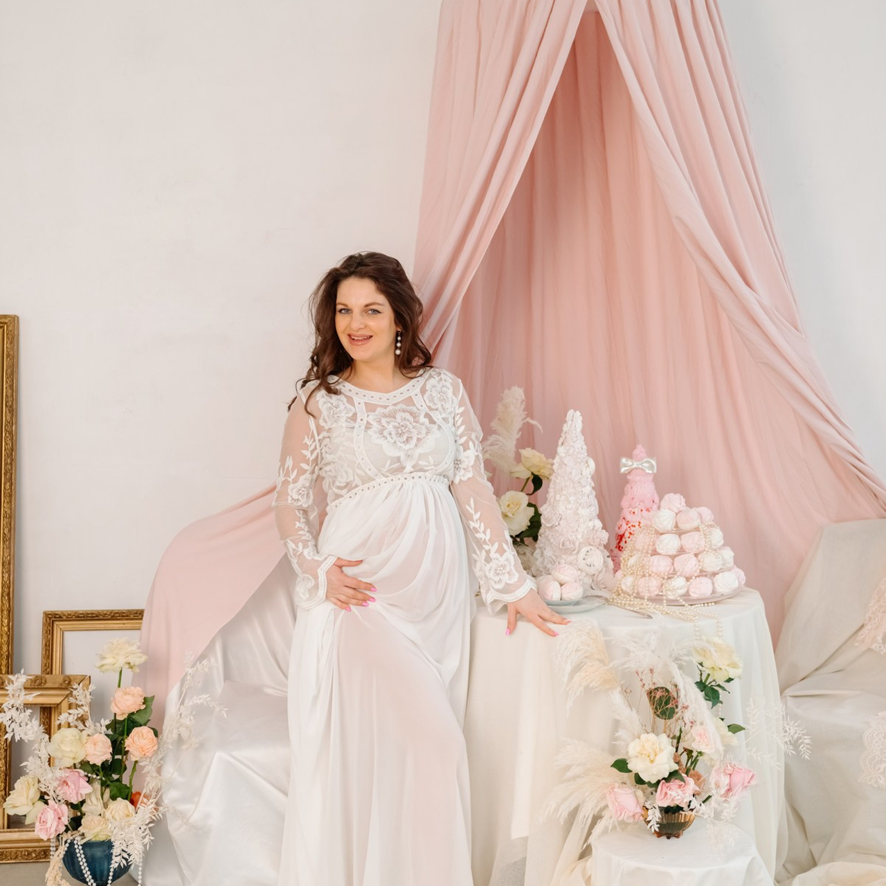 Беременность. Лена в цветах