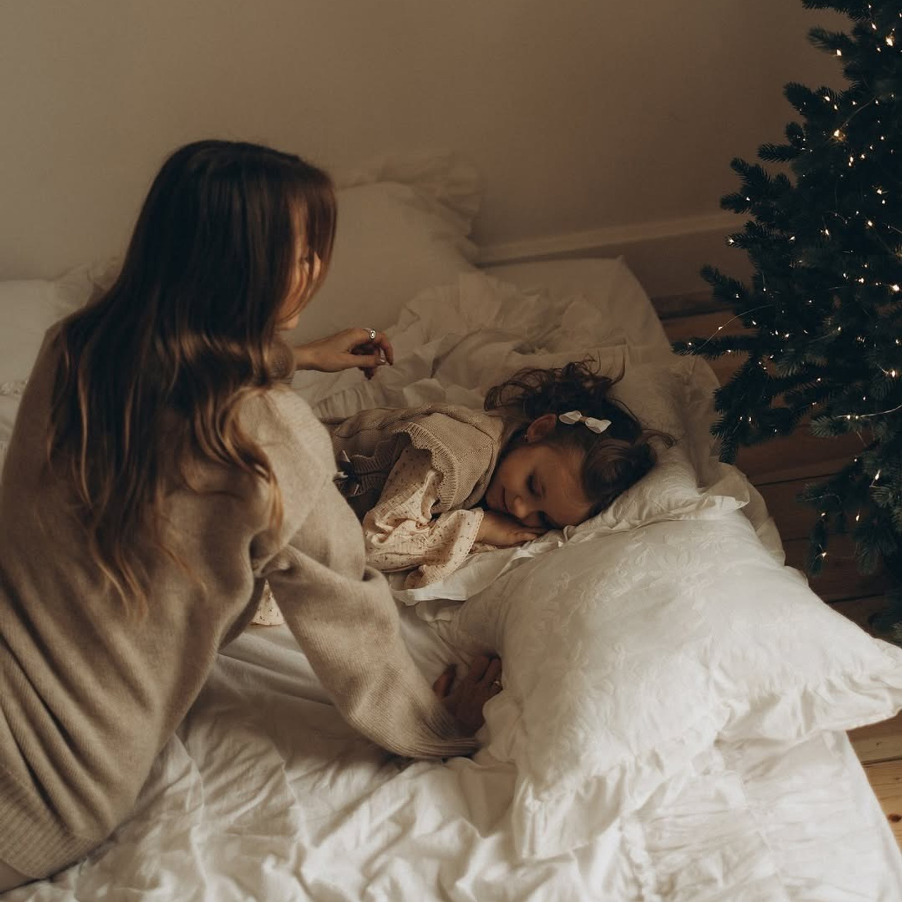 Женя и&nbsp;Алина (Новогодняя)