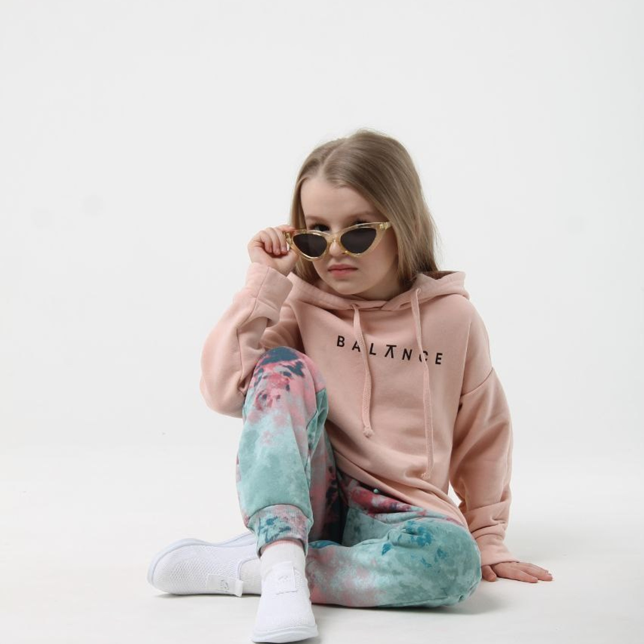 Город Урай (ХМАО-ЮГРА), съемки в городах: Москва, Тюмень,  Екатеринбург,  Челябинск, Сочи, Санкт-Петербург 