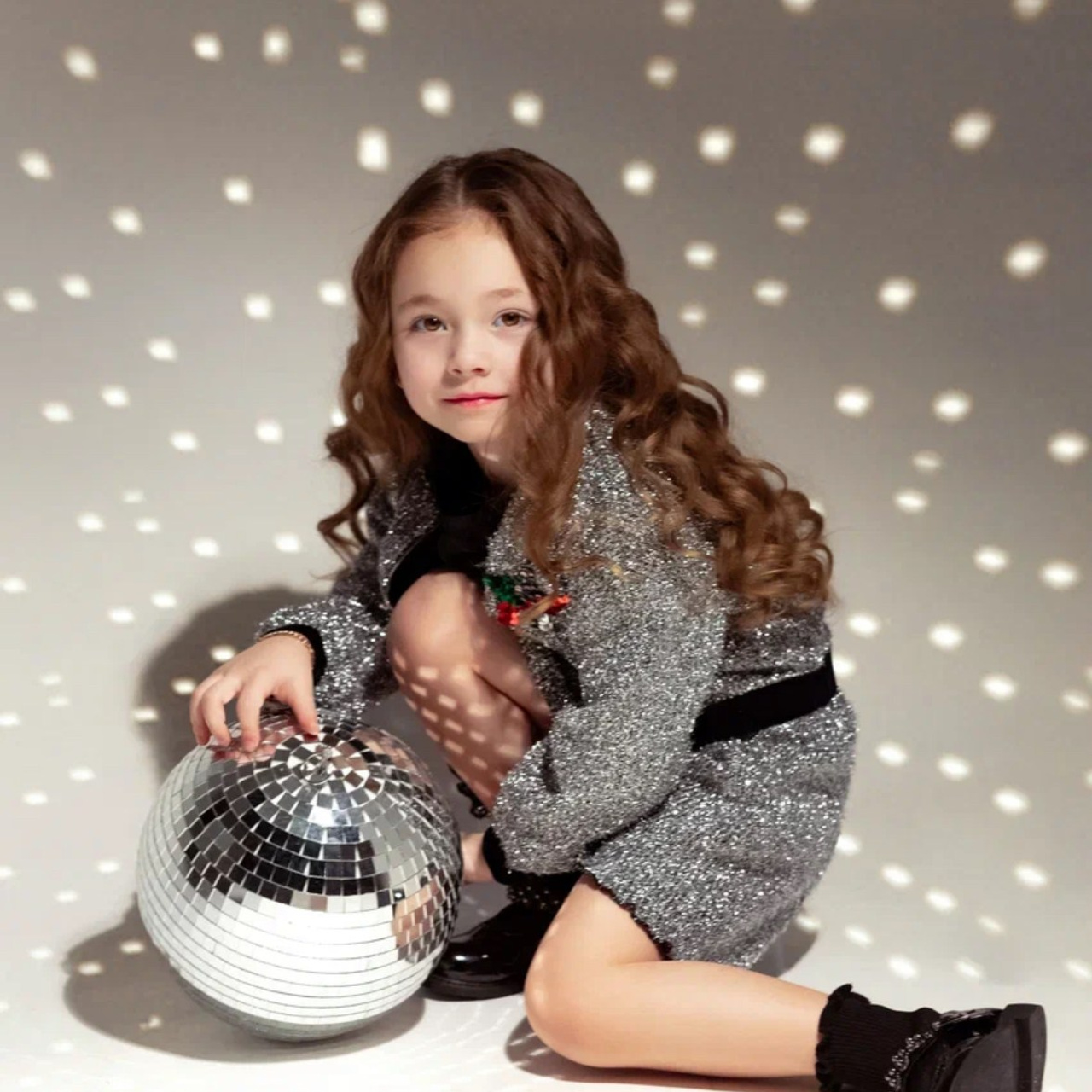 Большой опыт перед камерой. Готова к модельным съемкам и съемкам в кино. Опыт, харизма, яркий типаж. С предложениями писать по указанным в профиле контактам 