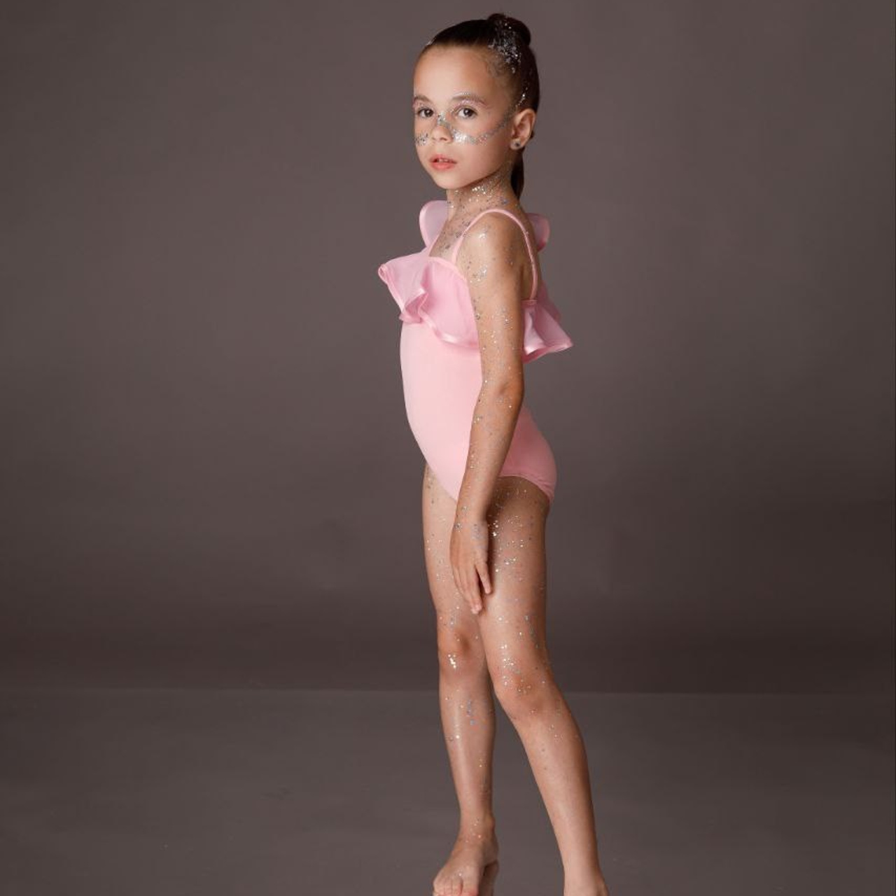 г. Липецк, готова к съемкам в любых городах РФ: Москва, Санкт-Петербург, Сочи, Краснодар ( гонорар- писать представителю )