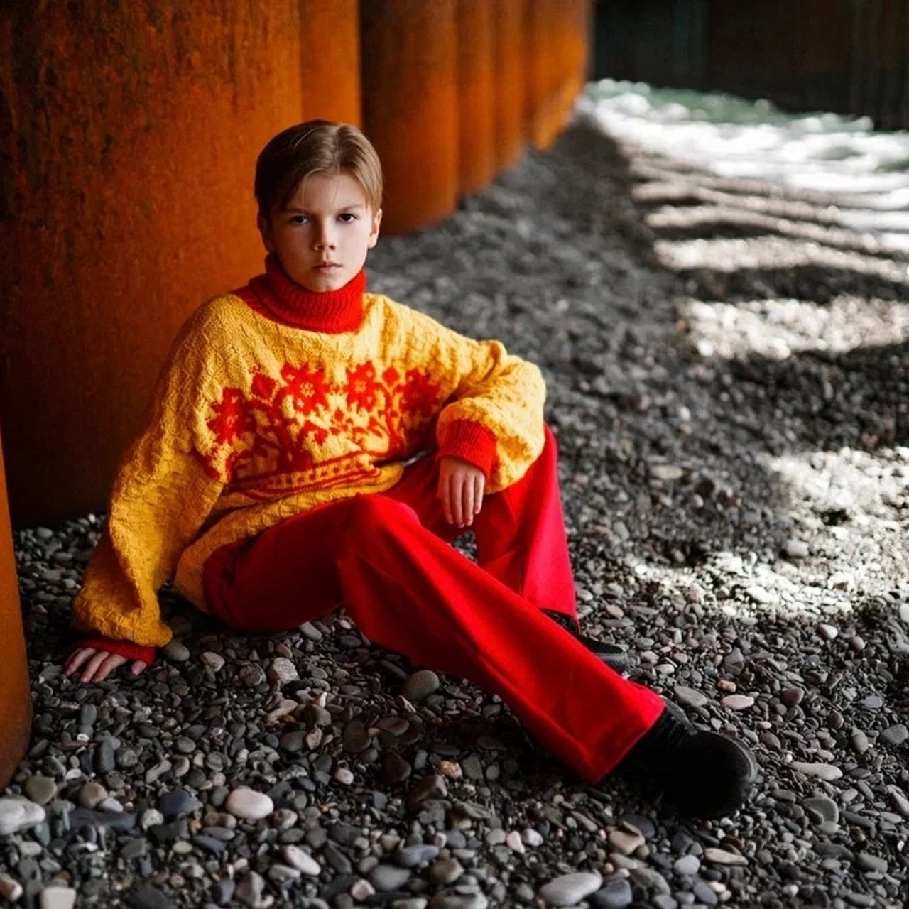 Готов к съемкам в городах: Севастополь, Москва, Сочи, Краснодар, Санкт-Петербург и других за гонорар. Готов к киносъемкам, занимается актерским мастерством, имеет опыт съемок в рекламе для ТВ и в кино