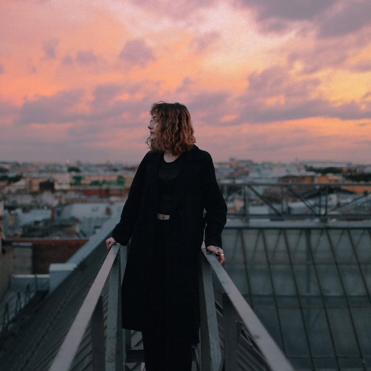 Навести тишины на крыше 🏙️. Фотограф Дина Шереметьева