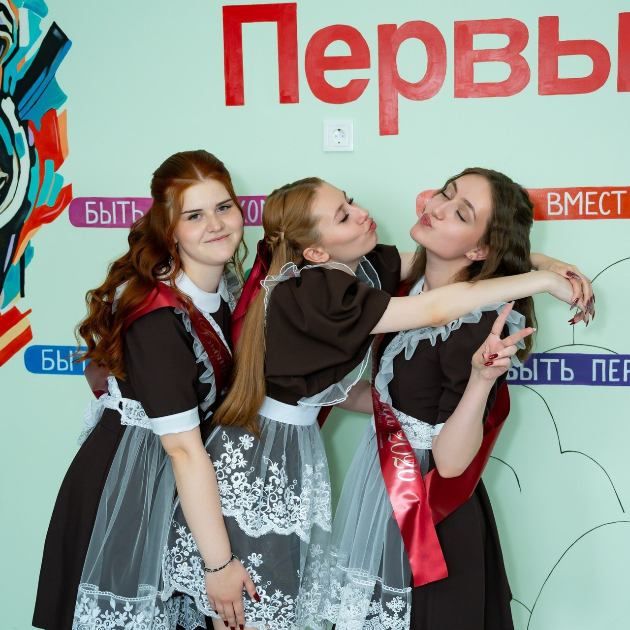 Отзывы о работе фотографа Евгения Завалишина. Фото и видео съёмка в детском саду и школе. Фотокниги на выпускной