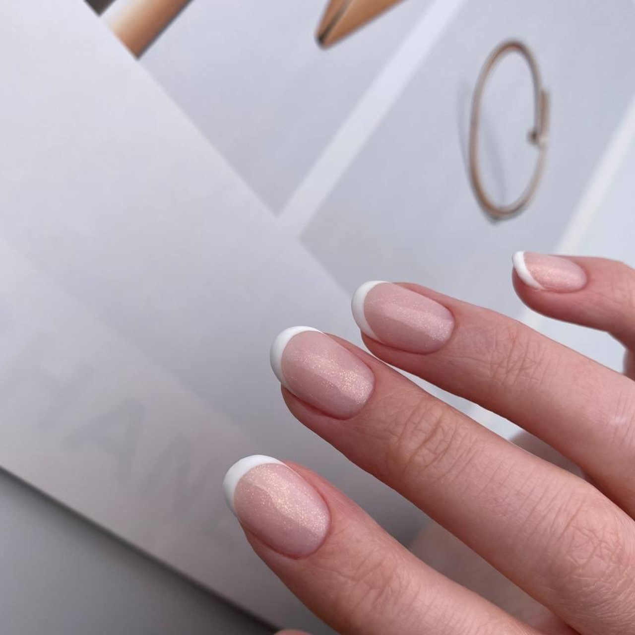 Покрытие лаком - 700 ₽