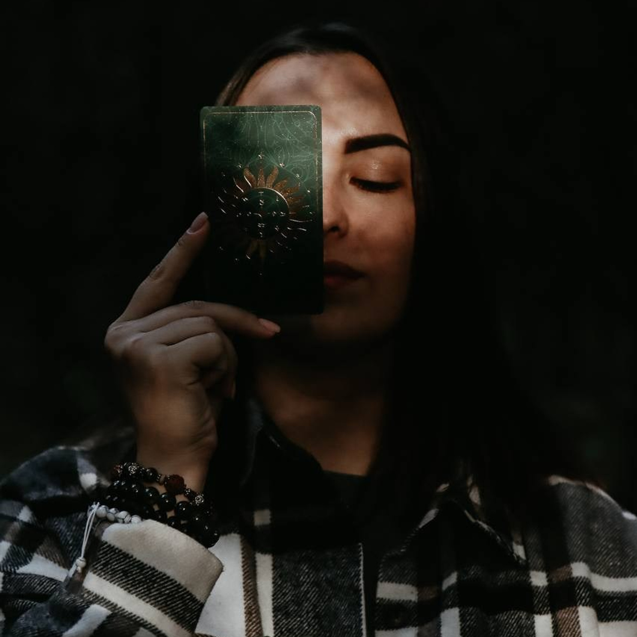 Катя. Таролог