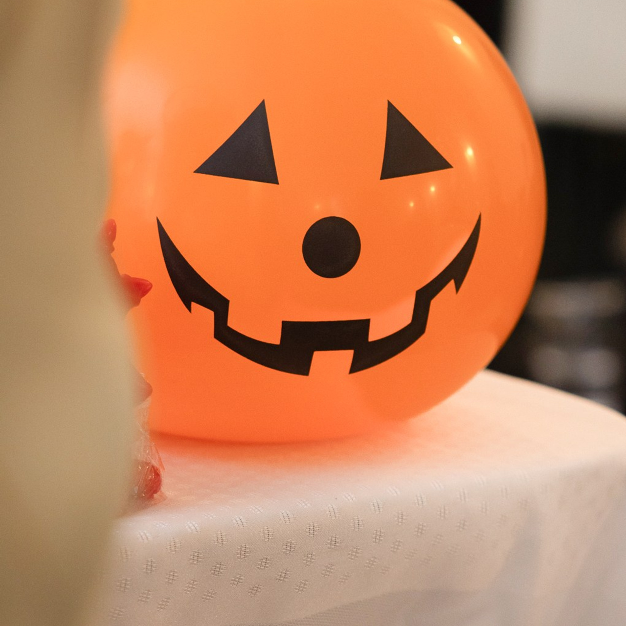 Halloween party. Арт вечеринка.