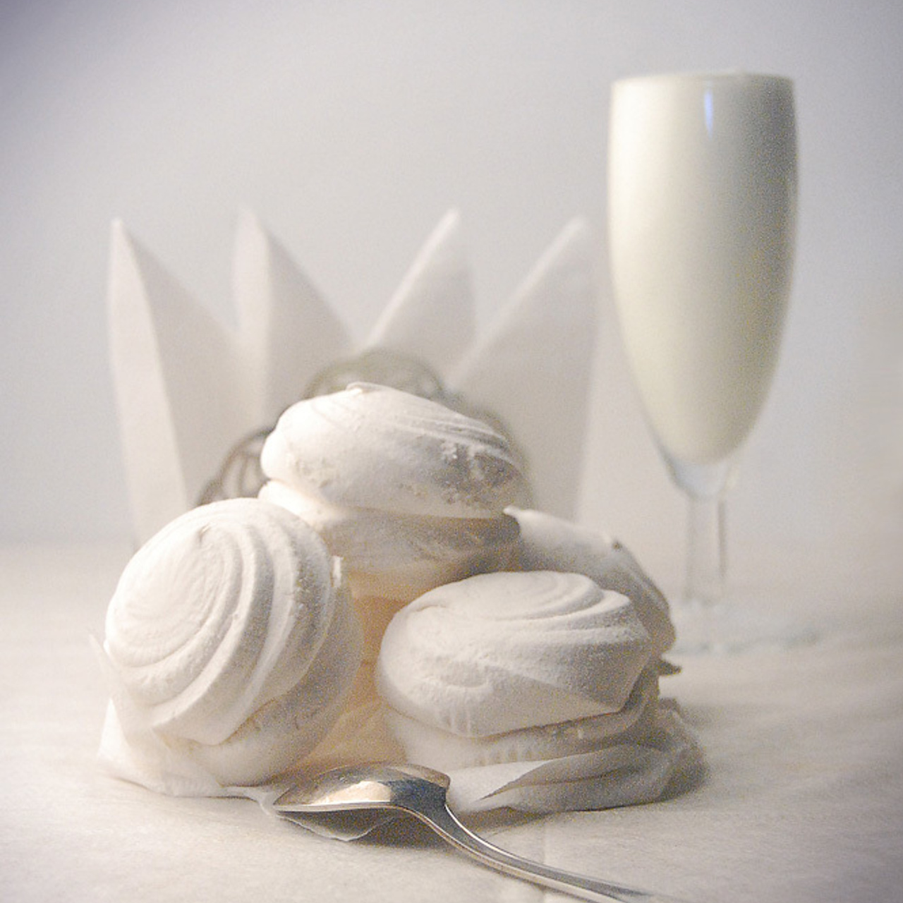 Работы студентов. Начальный уровень (1 и 2 ступень) . "Основы фото-мастерства". Максим Матвийченко и Виктория Басова профессионалы своего дела