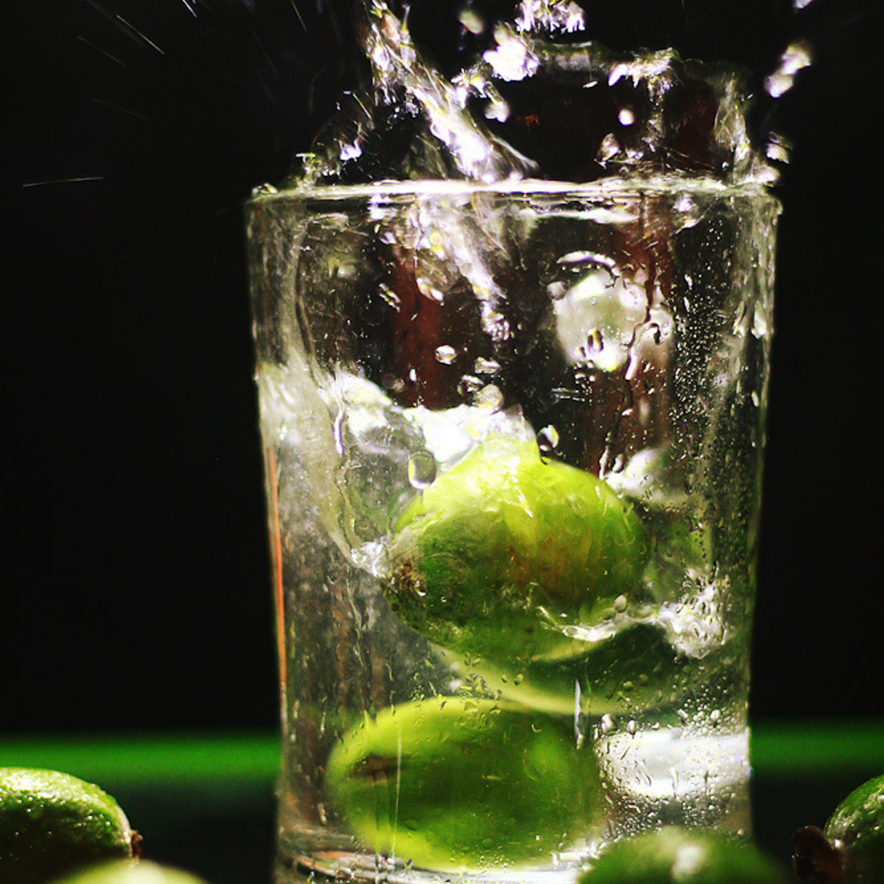 Работы студентов. Начальный уровень (1 и 2 ступень) . "Основы фото-мастерства". Максим Матвийченко и Виктория Басова профессионалы своего дела