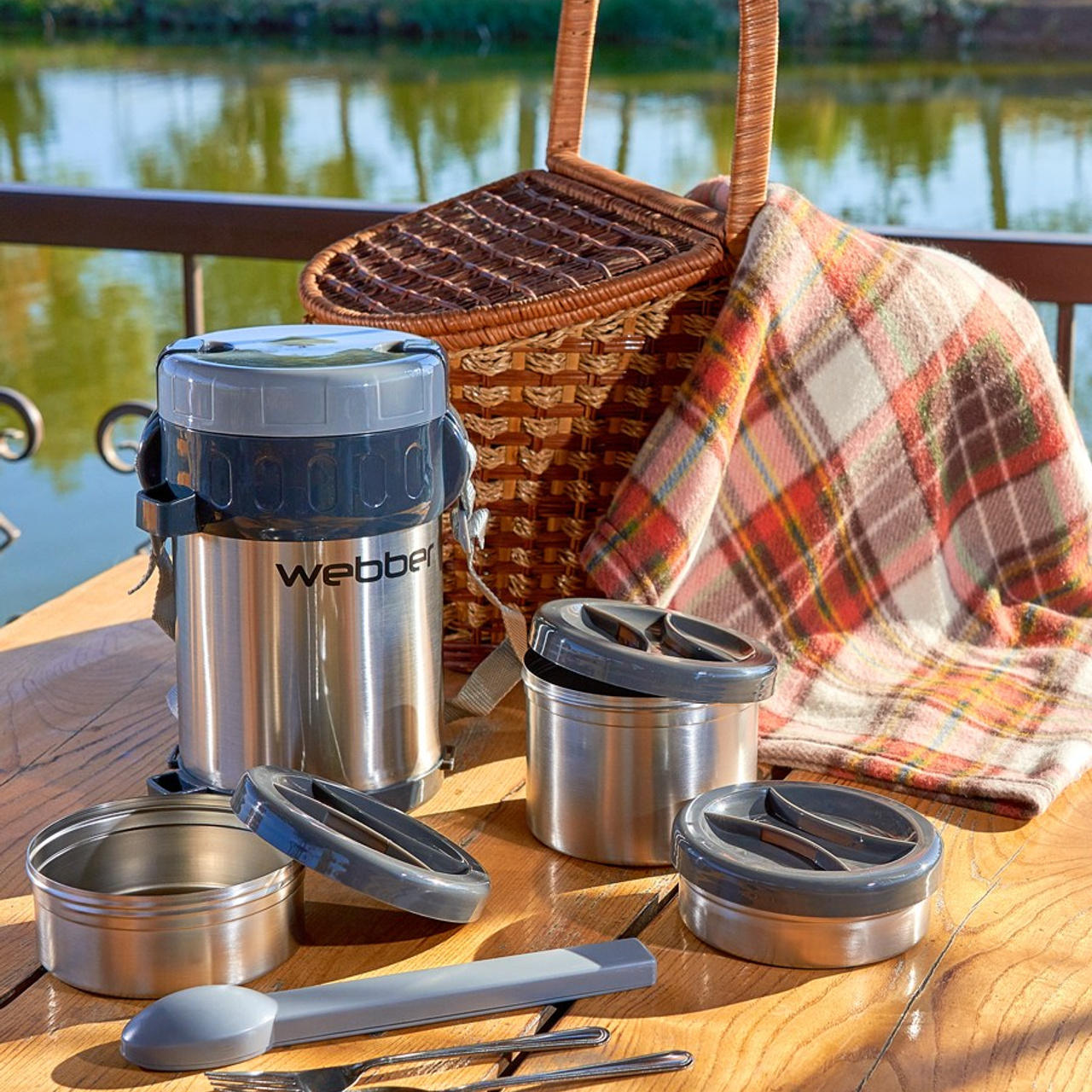 Без обработки. Max Matvich and Victoria Basova are professionals in their field