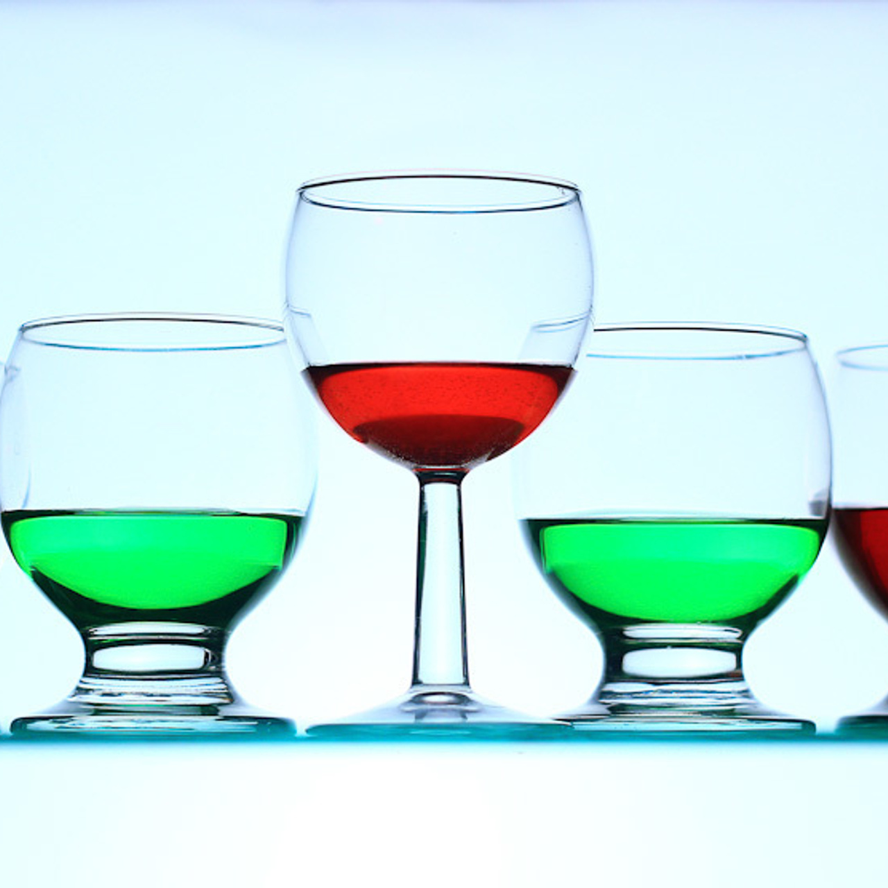 Работы студентов. Начальный уровень (1 и 2 ступень) . "Основы фото-мастерства". Максим Матвийченко и Виктория Басова профессионалы своего дела