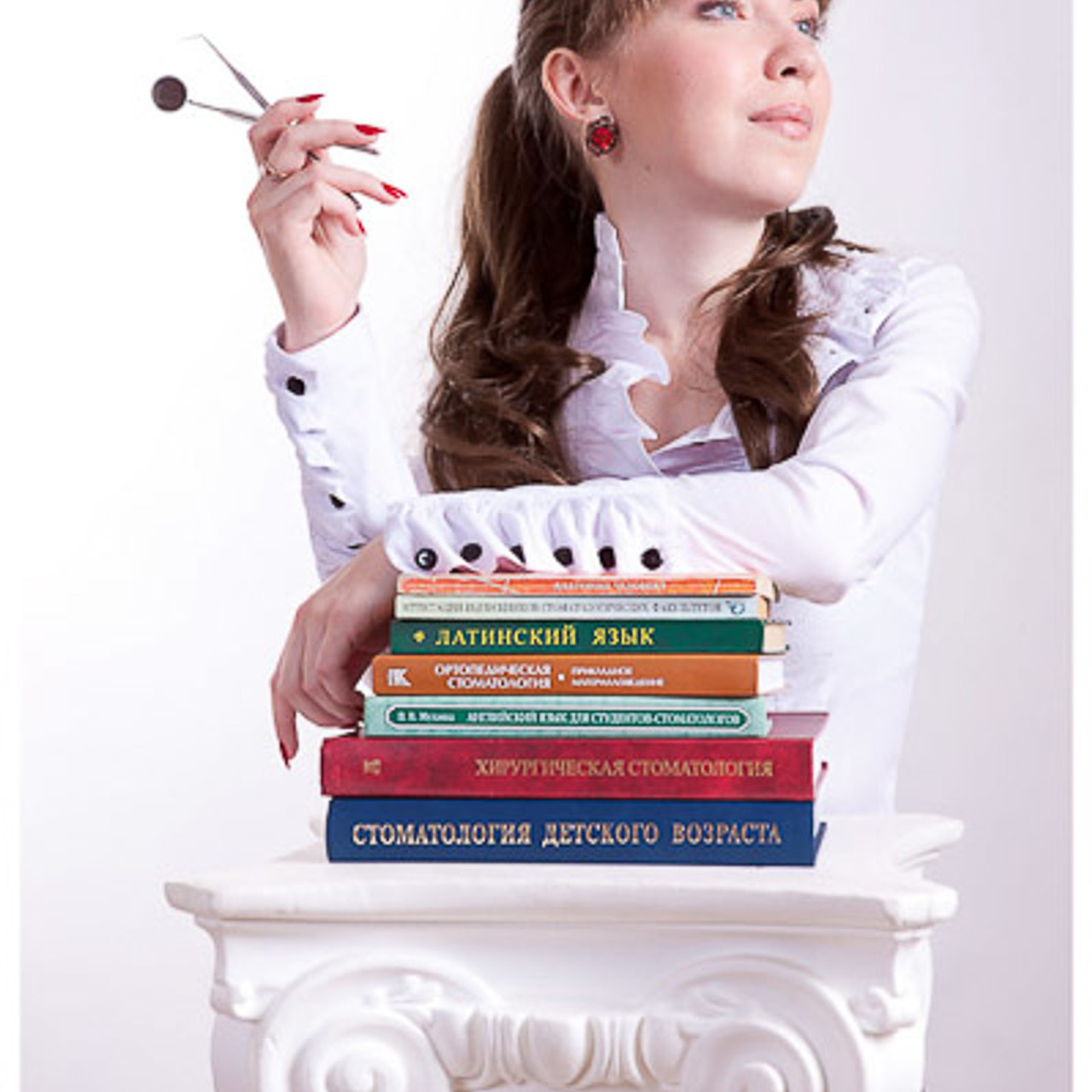 Portrait photo shoot by photographer Max Matvich. Max Matvich and Victoria Basova are professionals in their field