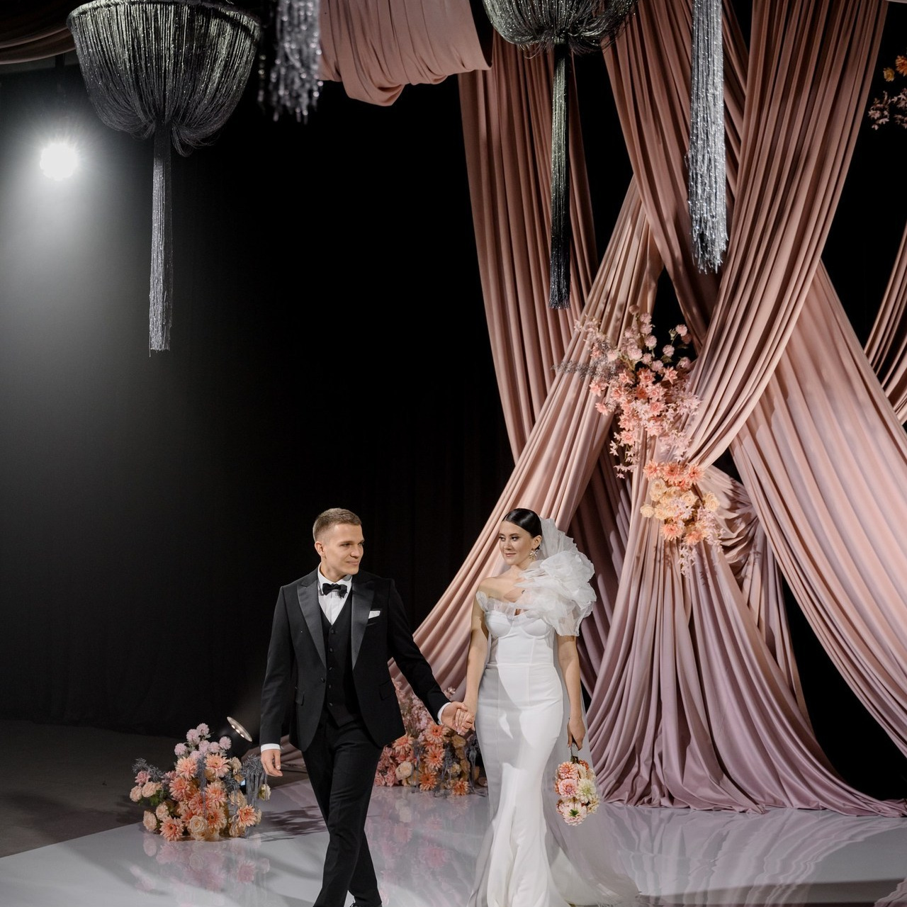 COMMENTS. Фотограф Павел Петров г. Тюмень