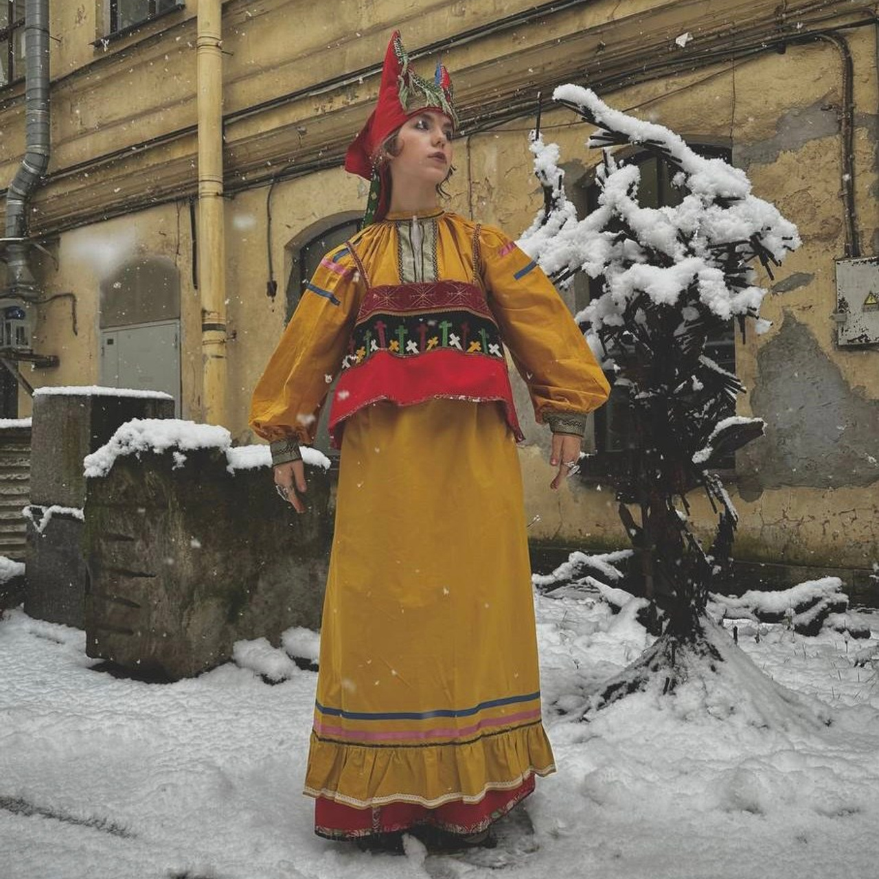 Русско-народный костюм