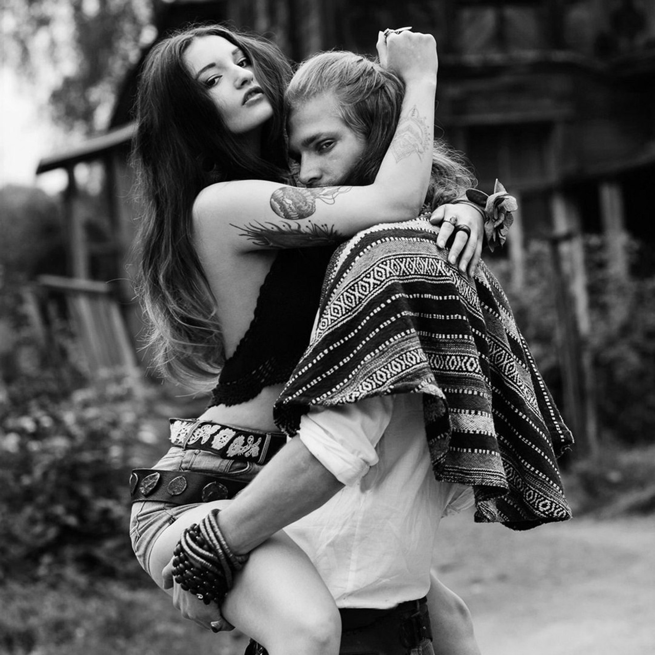 - фотосессии в эксклюзивных образах в  СПб и Москве. Фотограф Облако Александра