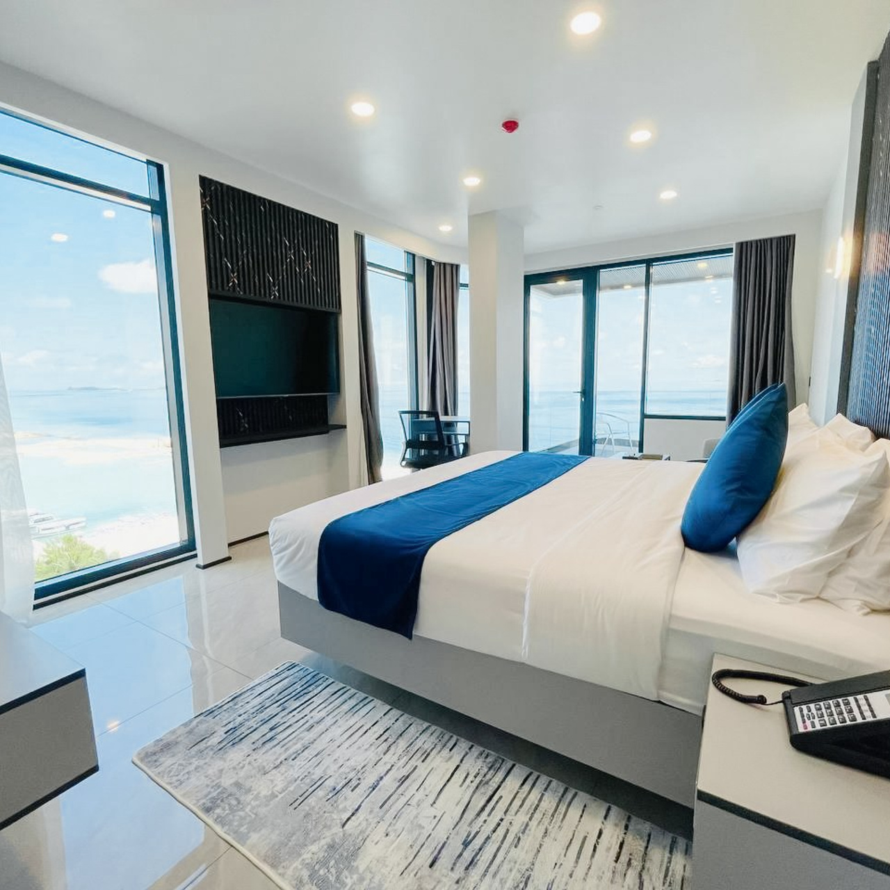 Бронь отеля ICOM BLUE MAAFUSHI на Мальдивах