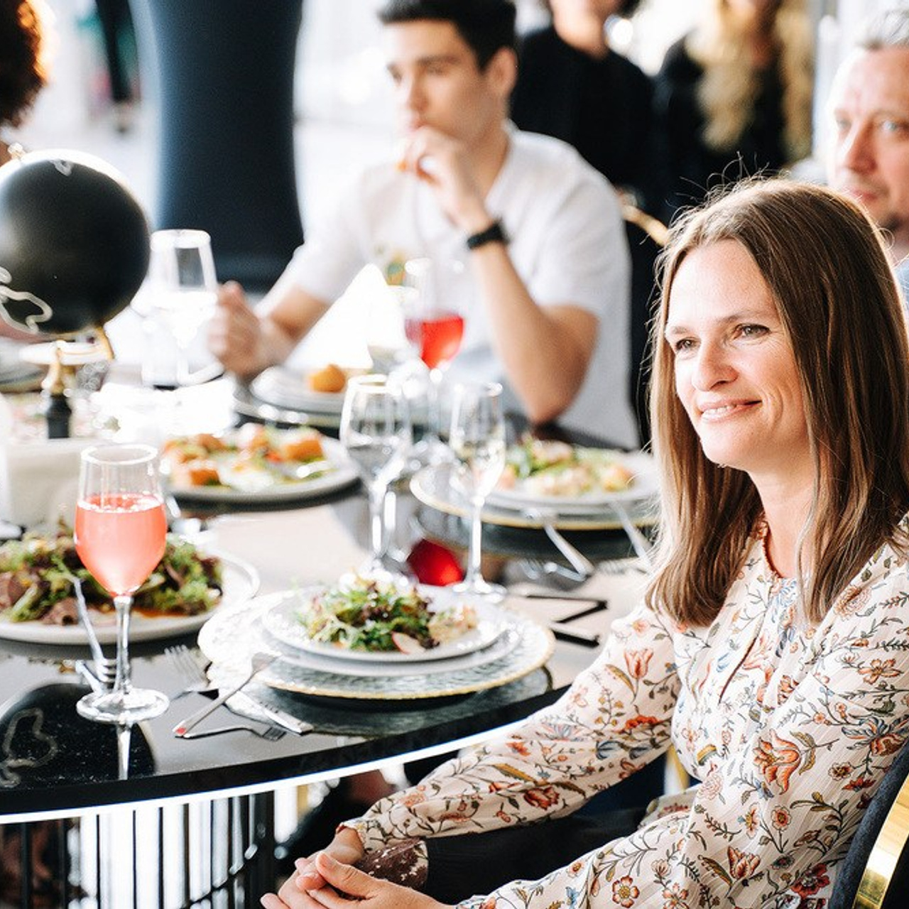 Фотограф на корпоратив в Москве — EVENT-съёмка. Виталий Агабабян — бизнес-фотограф в Москве