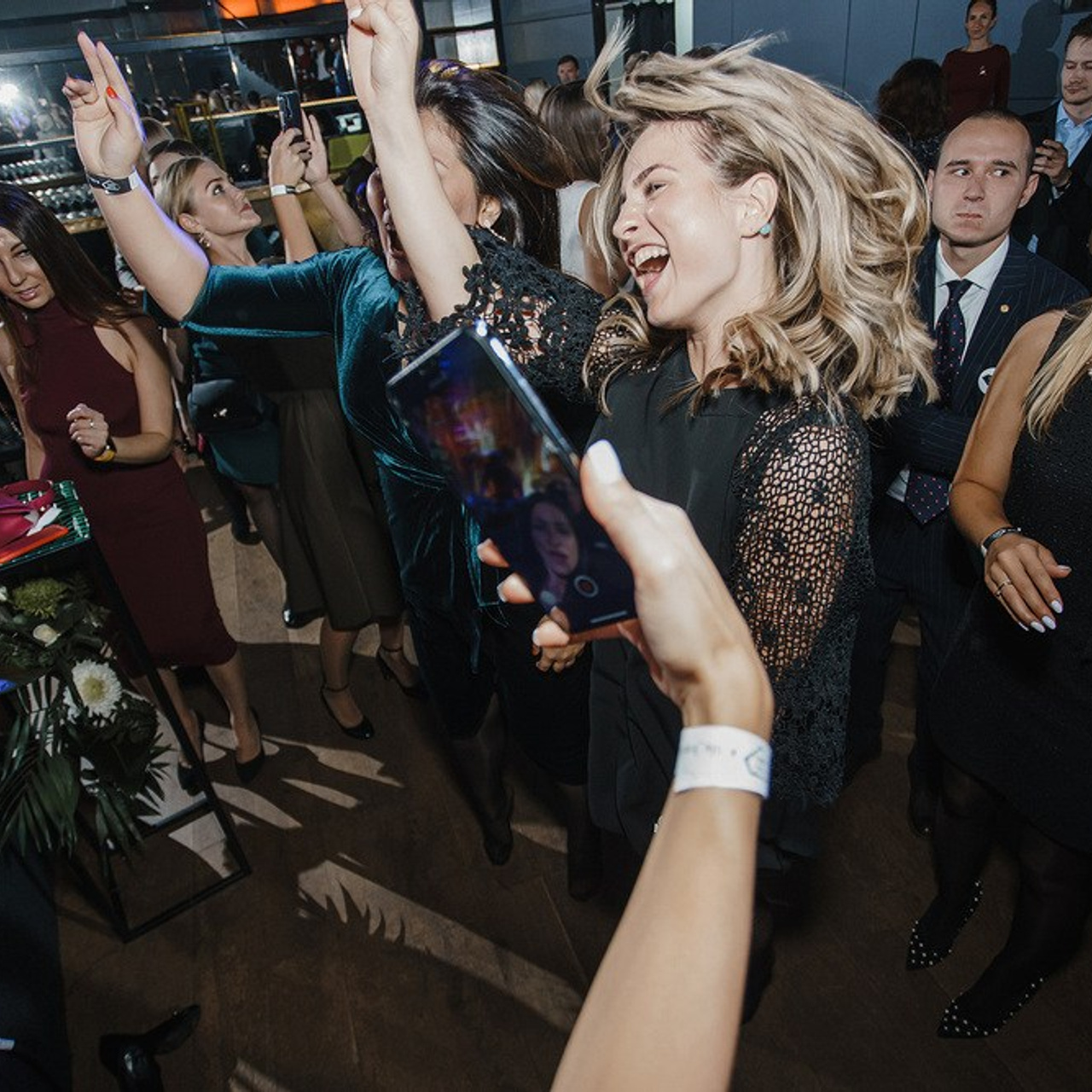 Фотограф на корпоратив в Москве — EVENT-съёмка. Виталий Агабабян — бизнес-фотограф в Москве