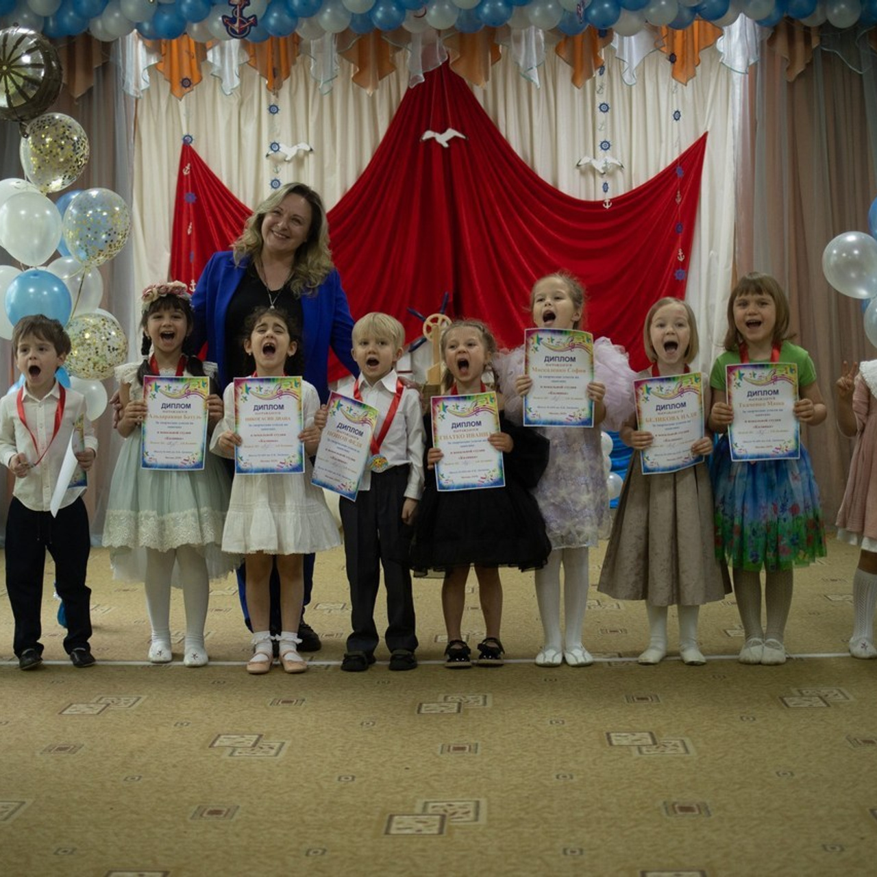 Отзывы. Всем привет! Меня зовут Евгения Попова и я семейный фотограф в Москве