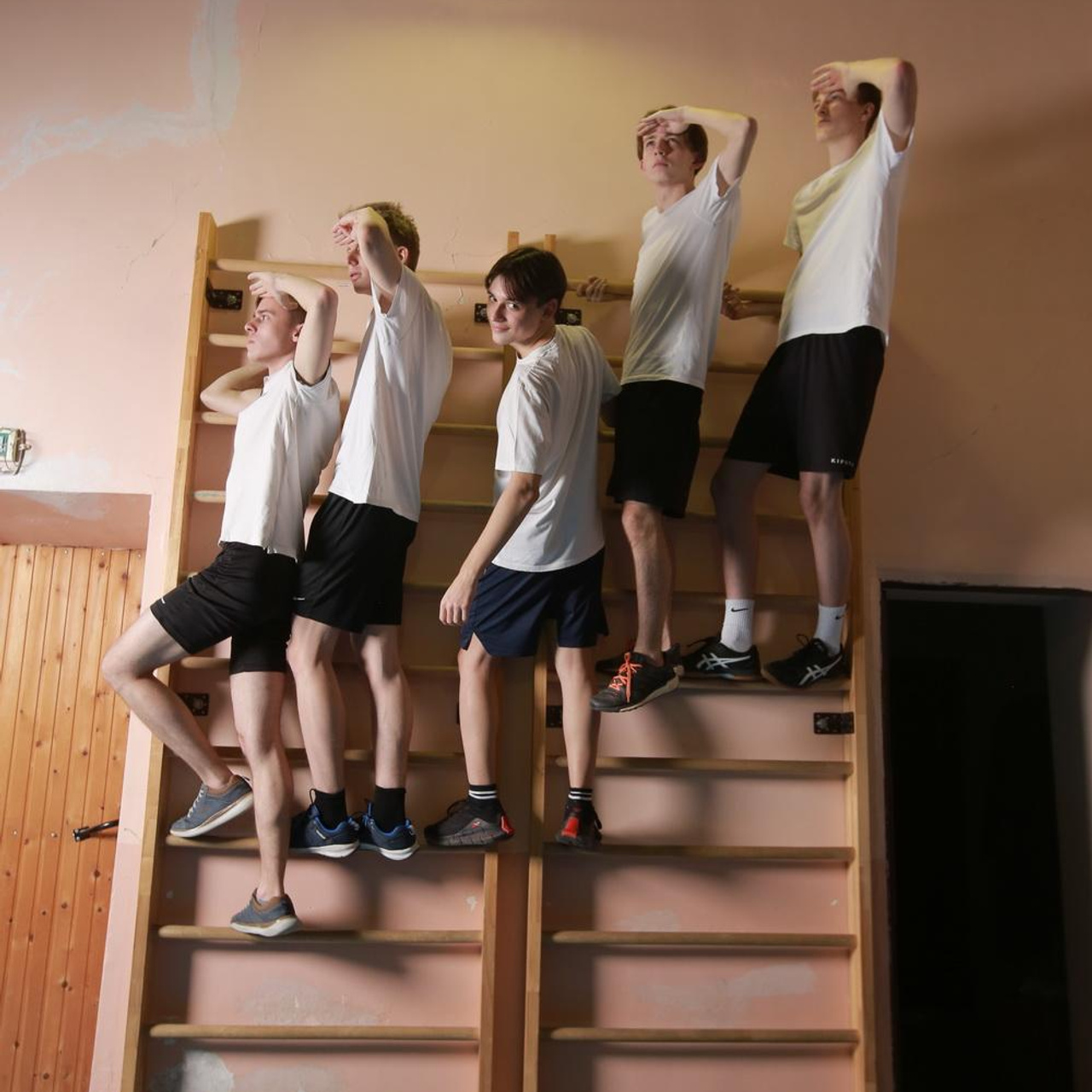 Фотосессии в школе. Фотосъемка и изготовление выпускных альбомов в Ростове-на-Дону