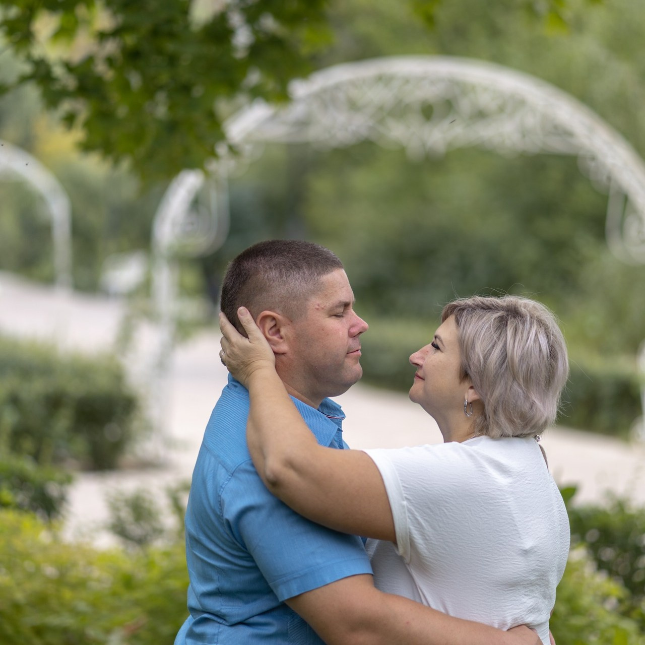 Отзывы. Фотограф Илья Булгаков предлагает профессиональные услуги в городе Вольск. Специализация: свадебная, семейная и студийная фотосъемка