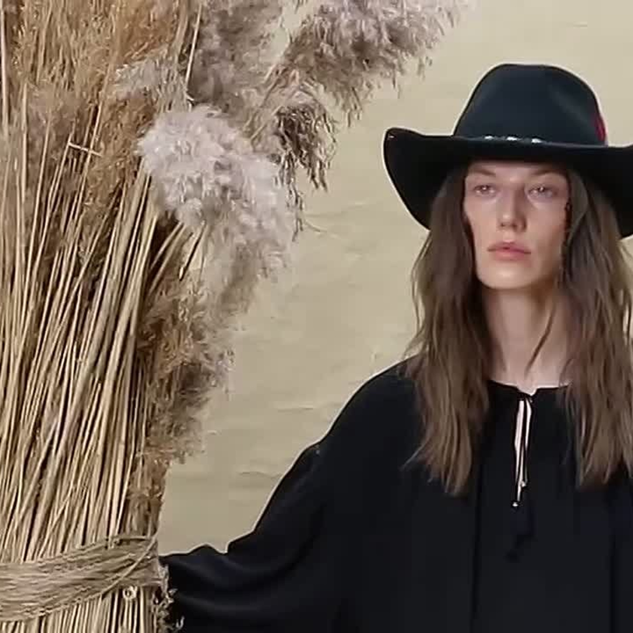 Yuliawave SS23 Drop I. Главная