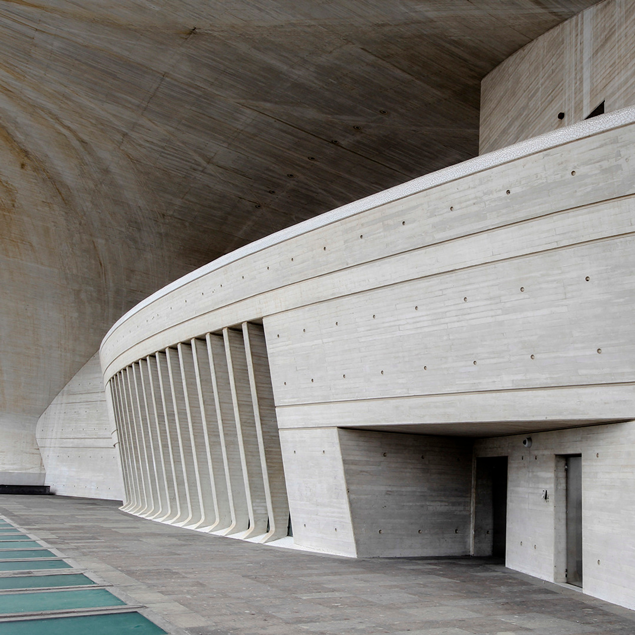 Профессиональная фотосъемка архитектуры и экстерьеров. Интерьерный фотограф Дима Птицын и стилист Дарья Копылова