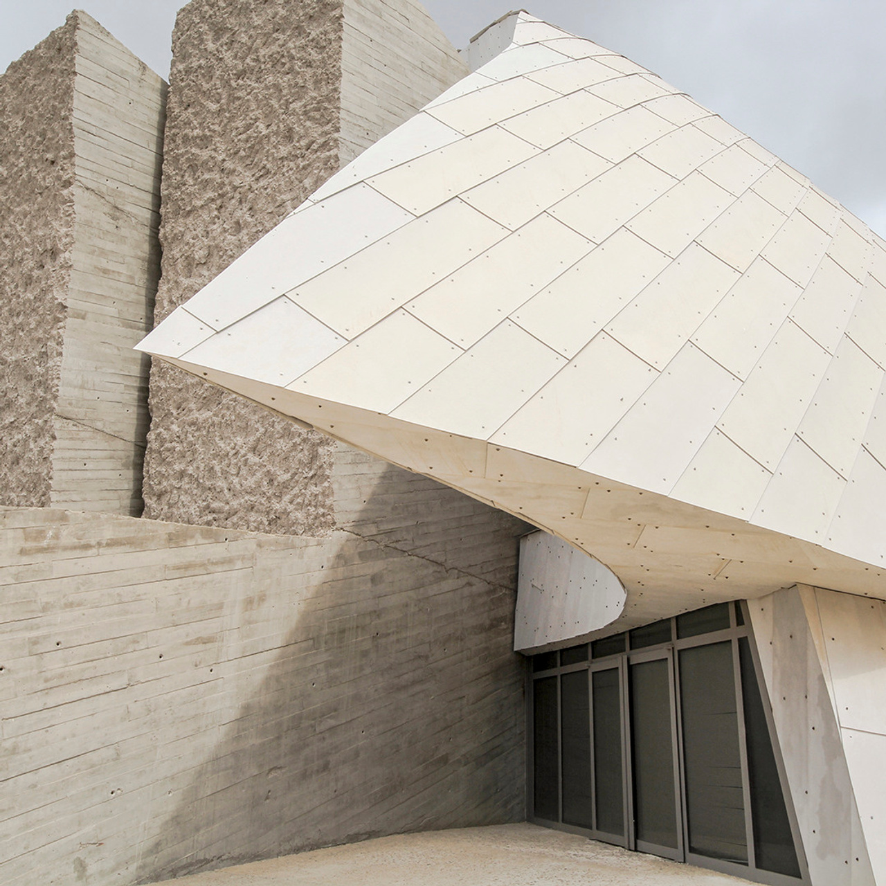 Профессиональная фотосъемка архитектуры и экстерьеров. Интерьерный фотограф Дима Птицын и стилист Дарья Копылова