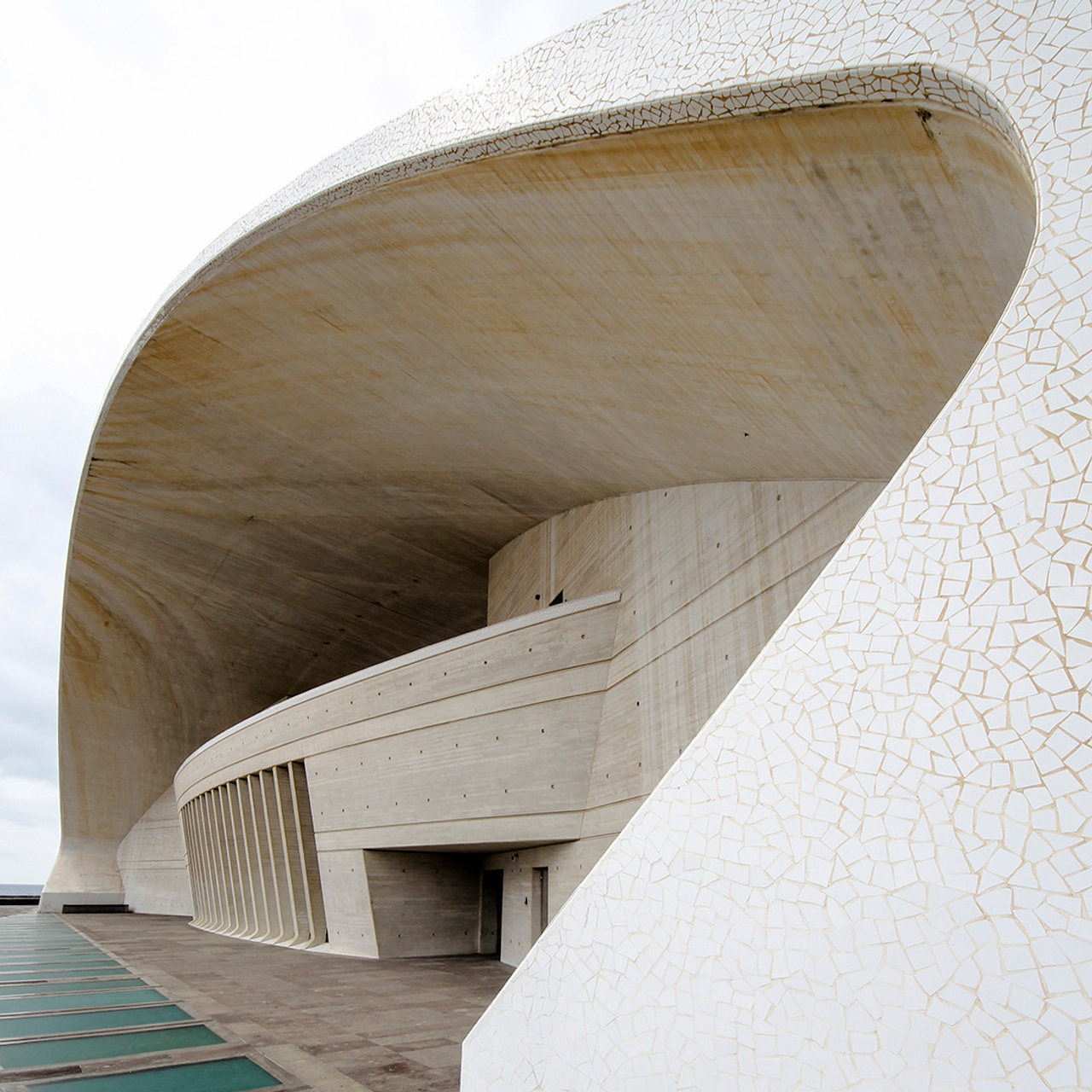 Профессиональная фотосъемка архитектуры и экстерьеров. Интерьерный фотограф Дима Птицын и стилист Дарья Копылова
