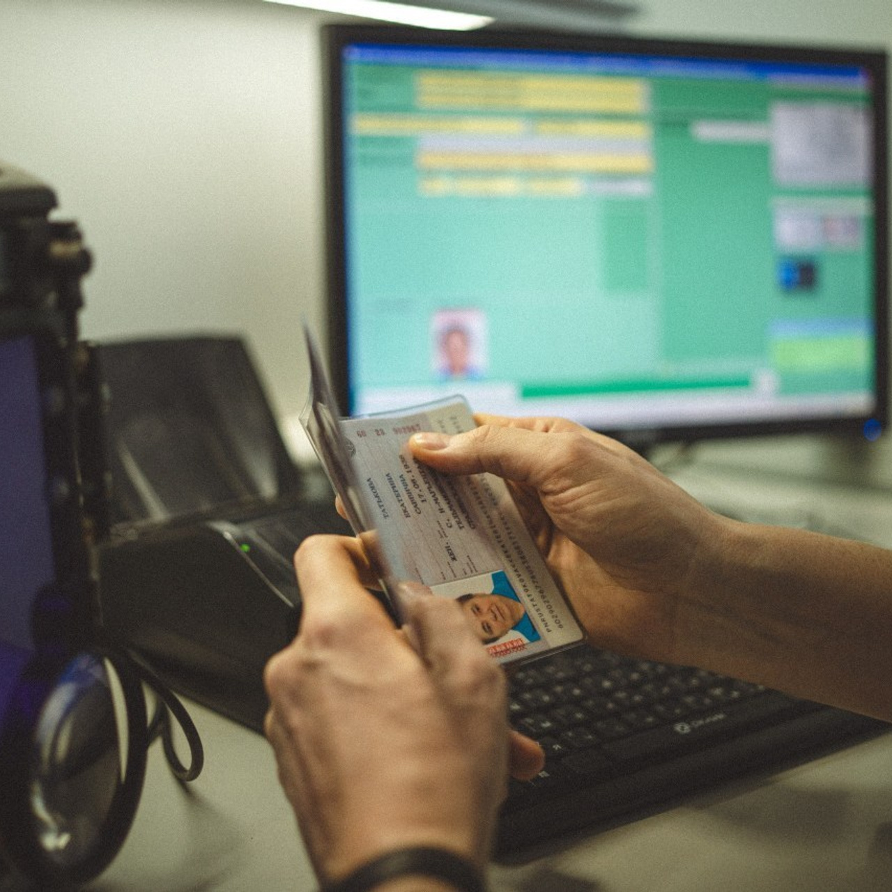 Отзывы. Zekons. Фото, видео, нейросети