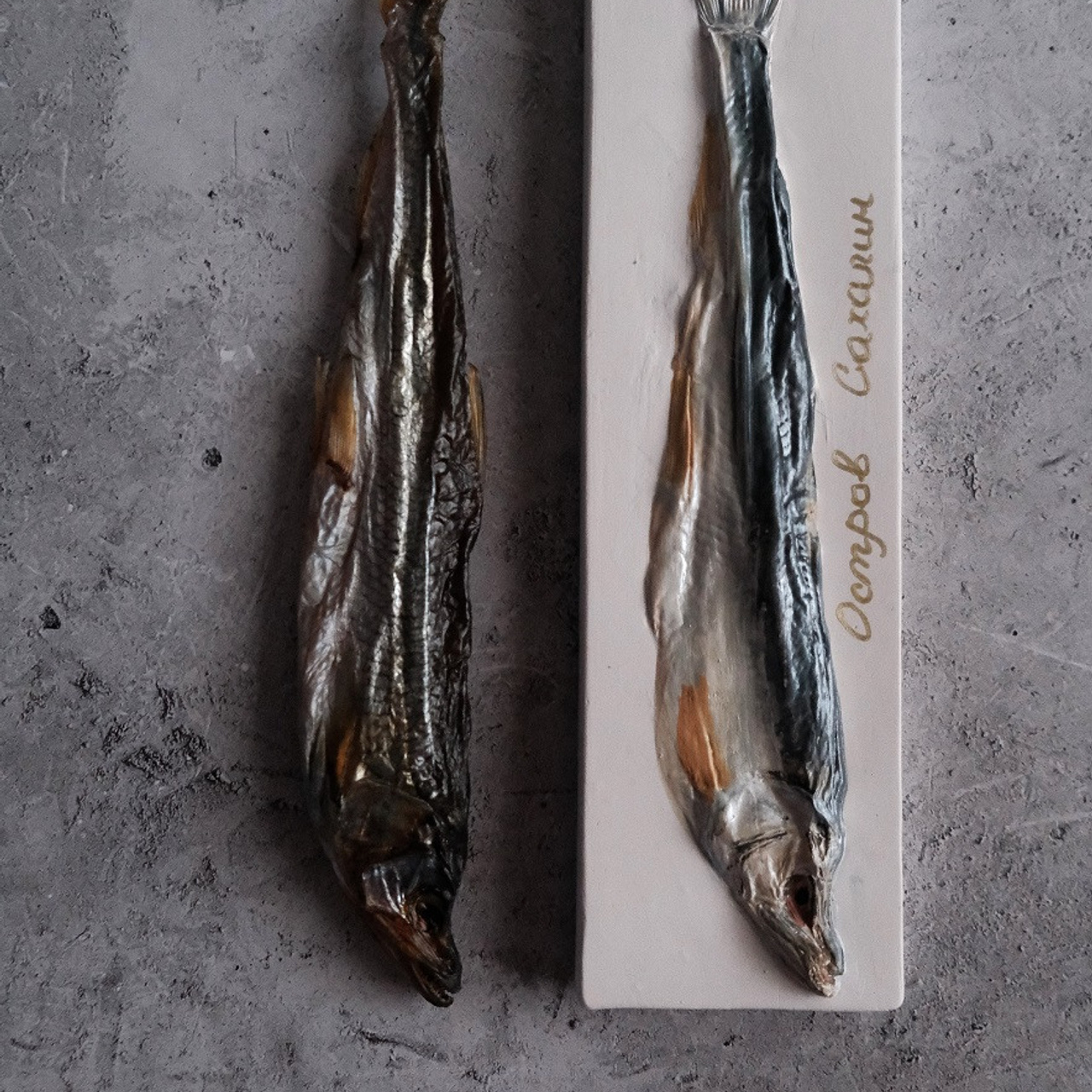 Сахалинская зубатка. Гипс, темпера, гуашь, акрил. Есть крепление на стену. (продано)