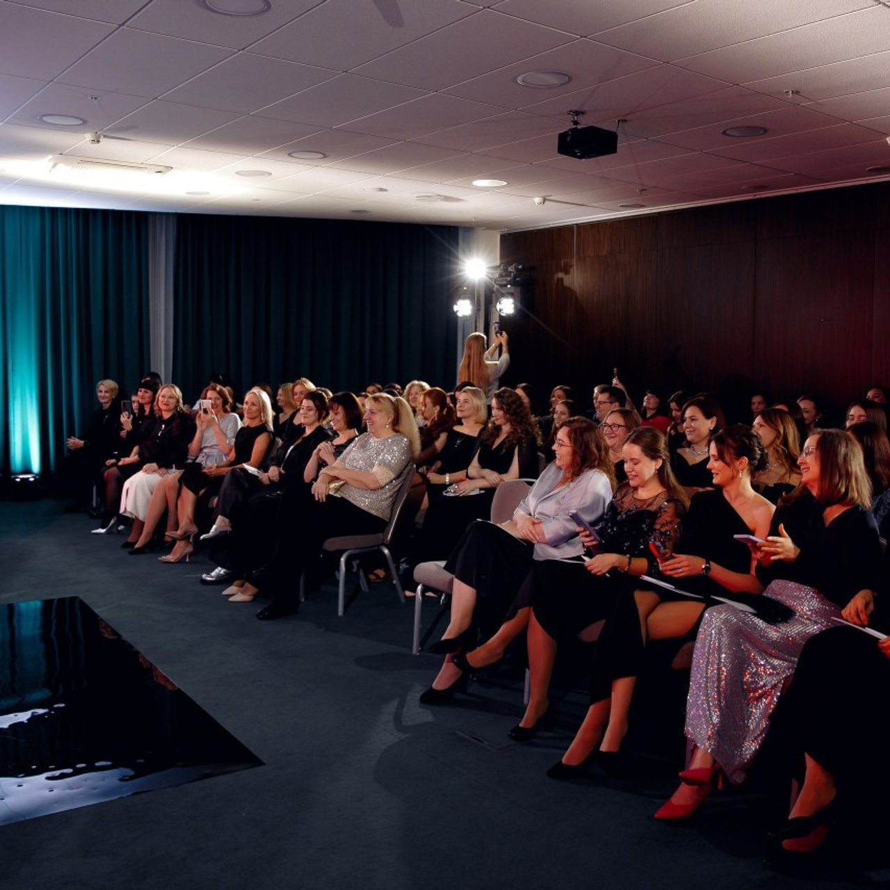 Отзывы. Ваш репортажный фотограф Артемий Антонов