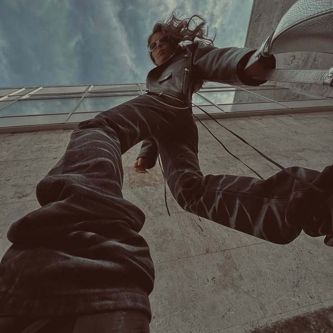 Дисторсия. Jean De Vivre Gallery