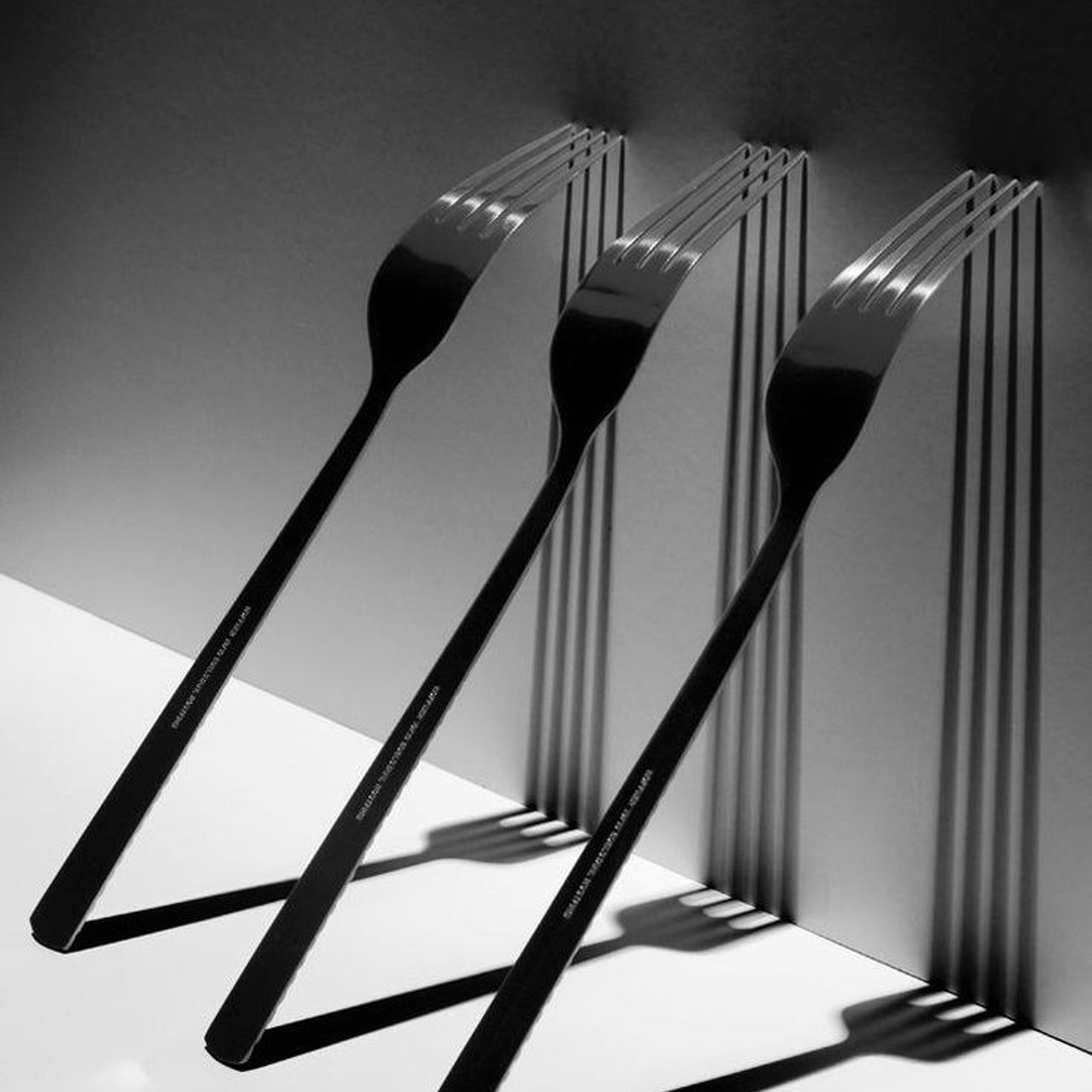 Тени. Jean De Vivre Gallery