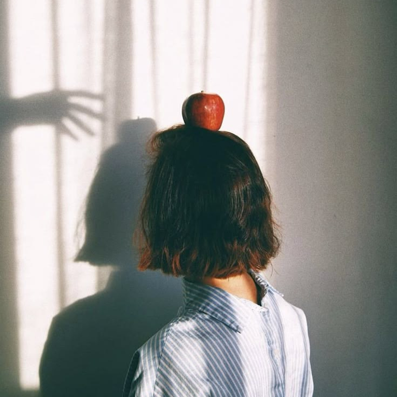 Тени. Jean De Vivre Gallery