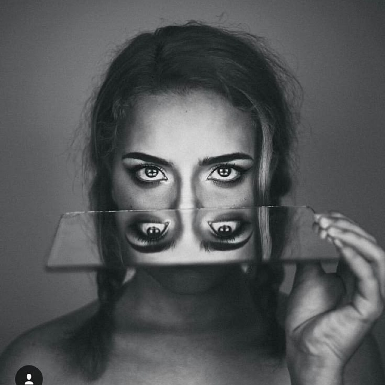 Отражения. Jean De Vivre Gallery