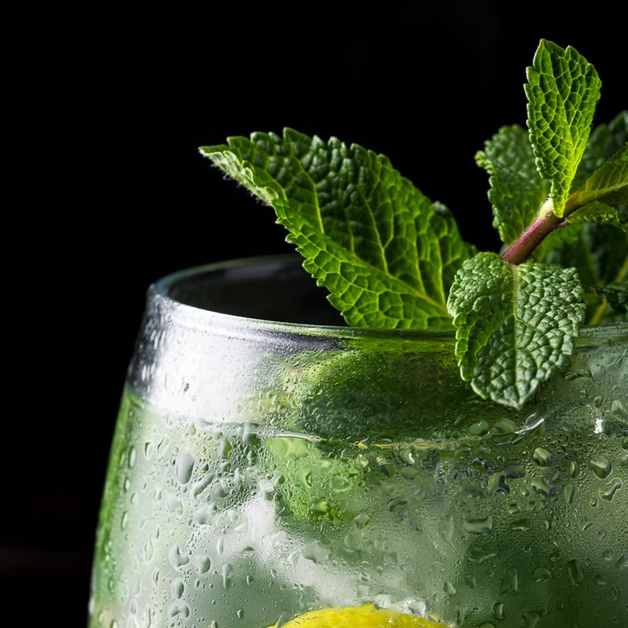 НАПИТКИ и КОКТЕЙЛИ. Фуд фотограф в Москве Коломыченко Максим