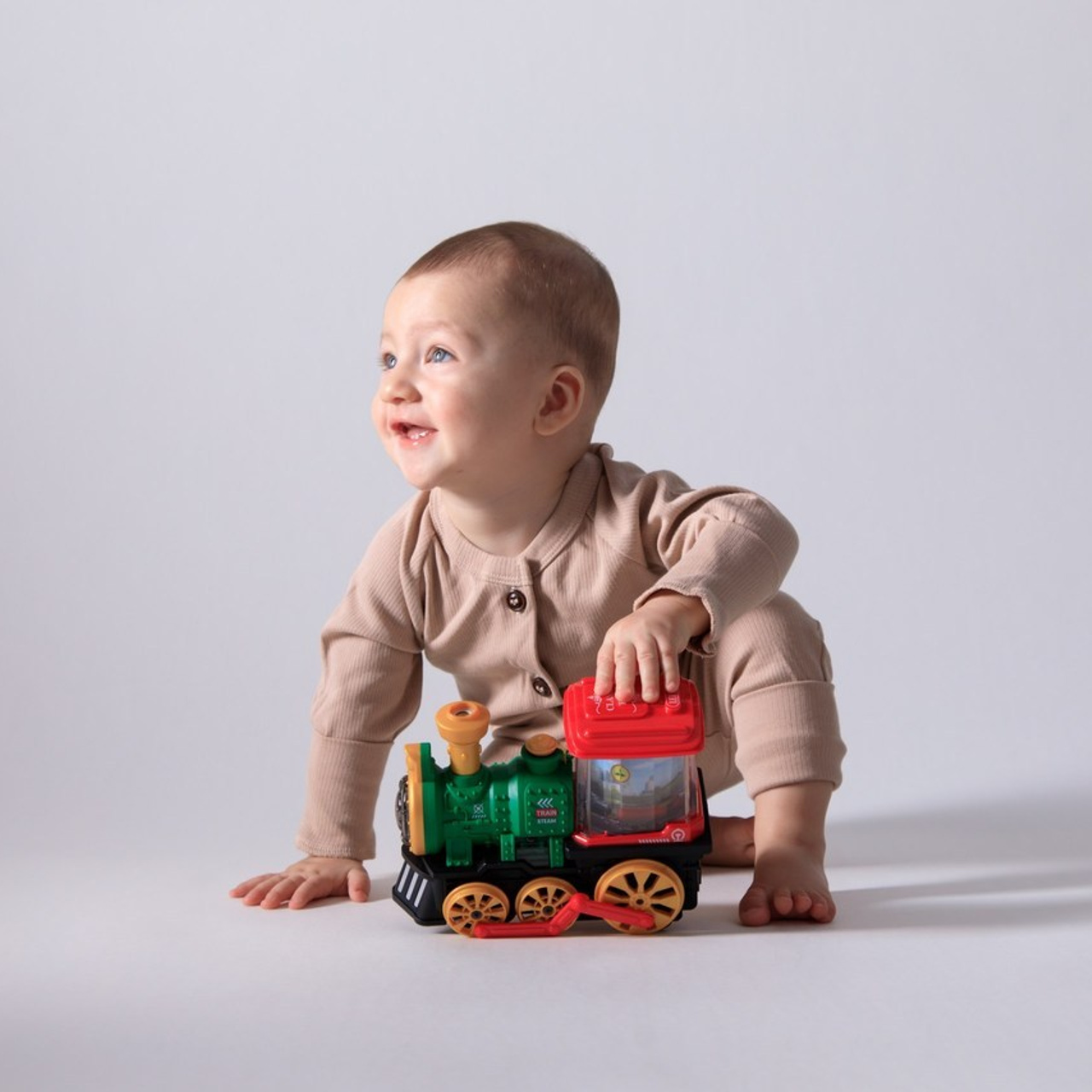 Подарочный сертификат на фотосессию в Краснодаре для беременных «Буду мамой» от фотостудии «FOTOGEN». Интерьерная фотостудия FOTOGEN г. Краснодар