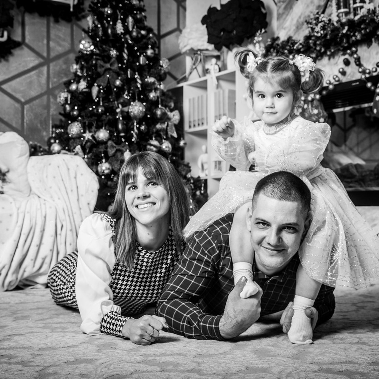 Подарочный сертификат на фотосессию в Краснодаре для беременных «Буду мамой» от фотостудии «FOTOGEN». Интерьерная фотостудия FOTOGEN г. Краснодар