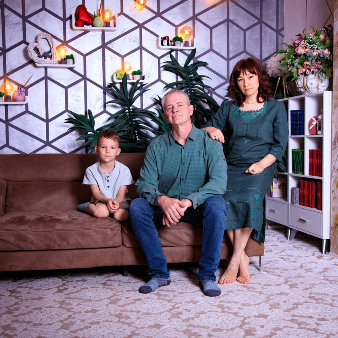 Подарочный сертификат на фотосессию в Краснодаре для беременных «Буду мамой» от фотостудии «FOTOGEN». Интерьерная фотостудия FOTOGEN г. Краснодар