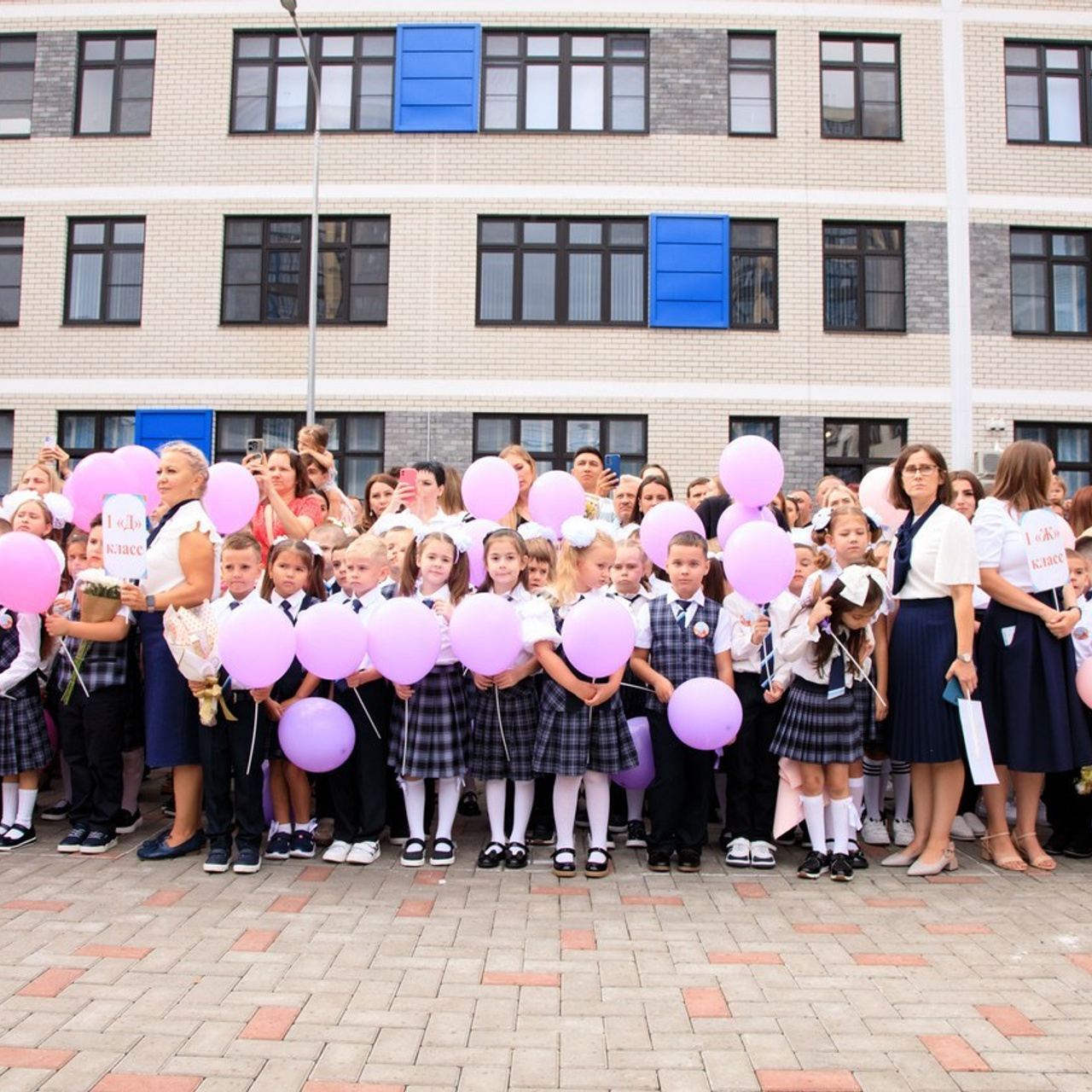 Подарочный сертификат на фотосессию в Краснодаре для беременных «Буду мамой» от фотостудии «FOTOGEN». Интерьерная фотостудия FOTOGEN г. Краснодар