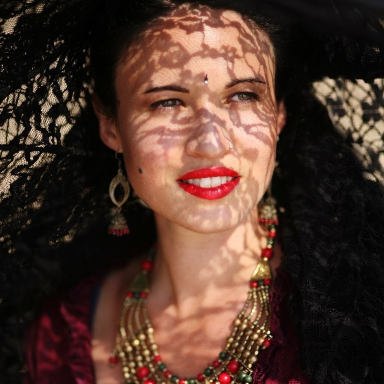 - фотосессии в эксклюзивных образах в  СПб и Москве. Фотограф Облако Александра