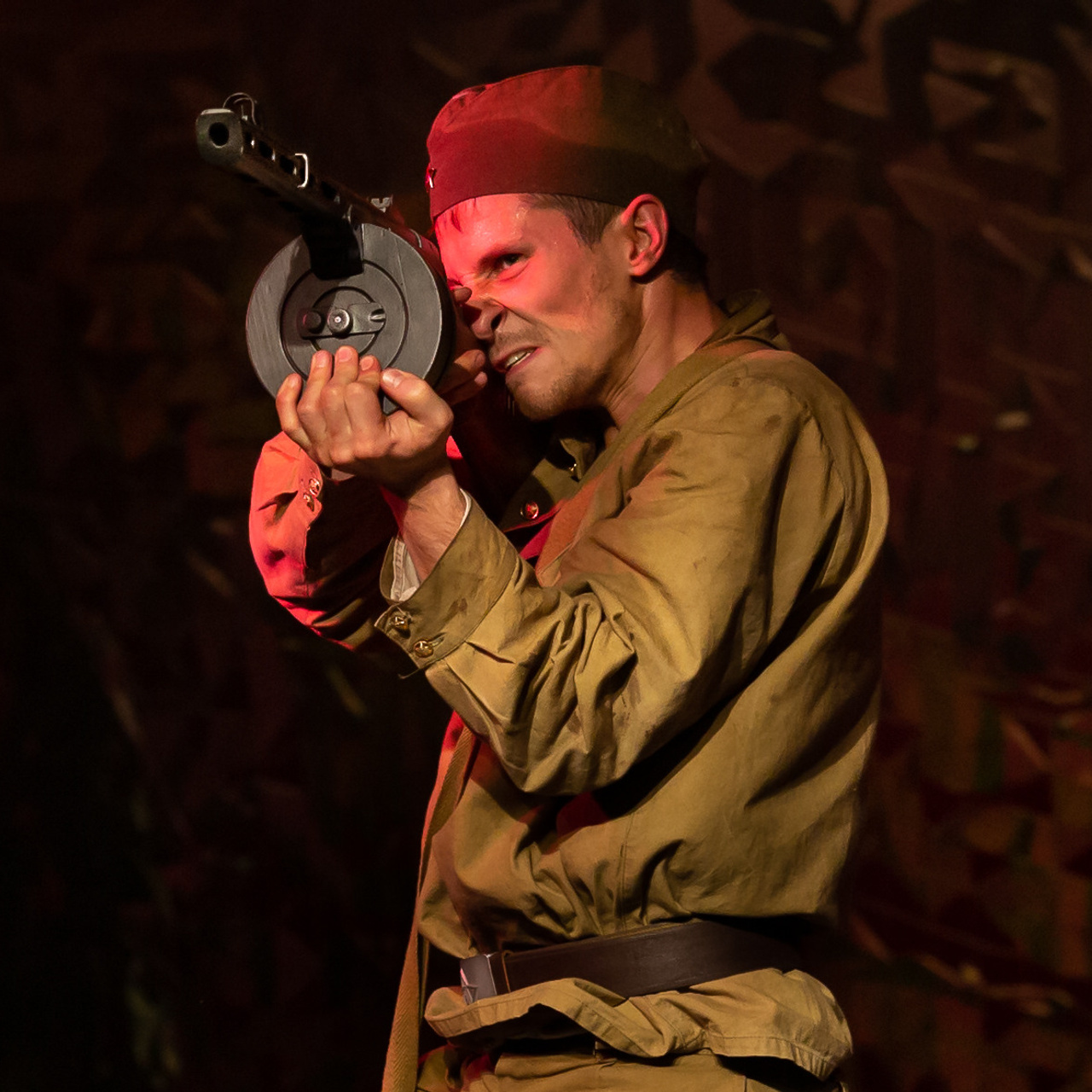 «Третья ракета» — дипломный спектакль курса ГИТИС