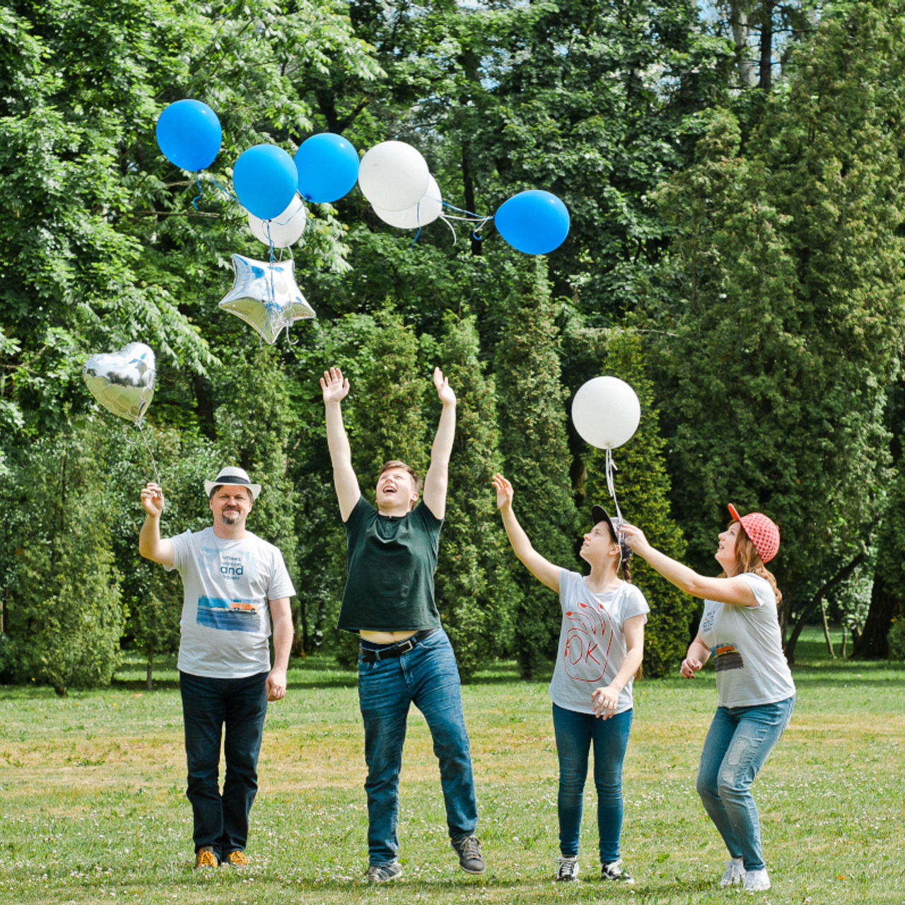 Happy family_Дима, Лена, Женя и Лера