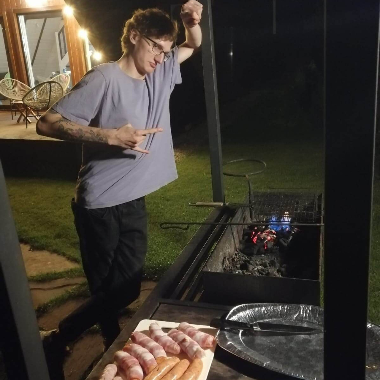 Треугольный дом в аренду на 6 человек - 50 км от МКАД. Коттедж А-фрейм с баней и уличным чаном в Подмосковье - в аренду для отдыха