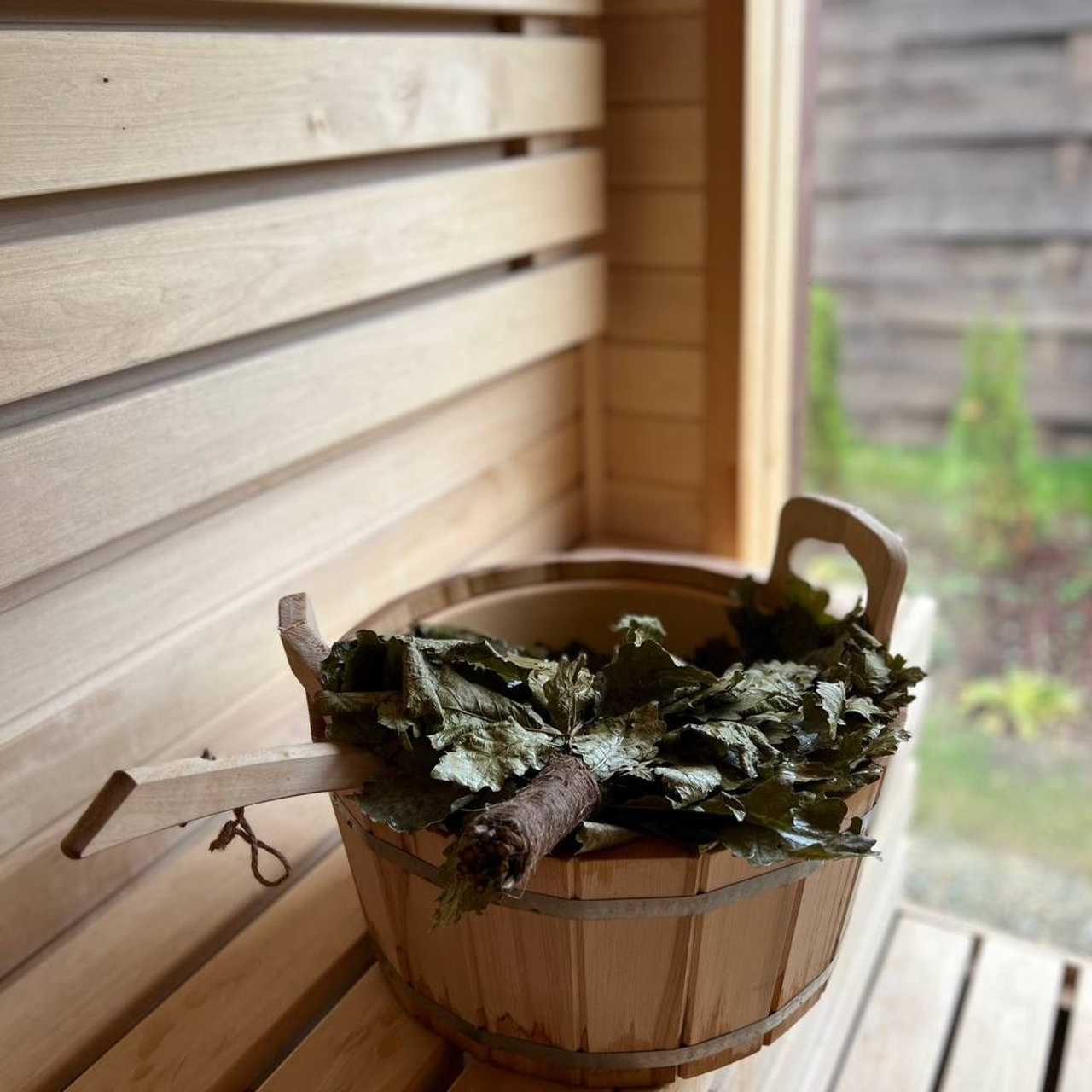 Загородный дом для отдыха на майские праздники с баней, уличным чаном на 6 человек - забронировать. Коттедж А-фрейм с баней и уличным чаном в Подмосковье - в аренду для отдыха