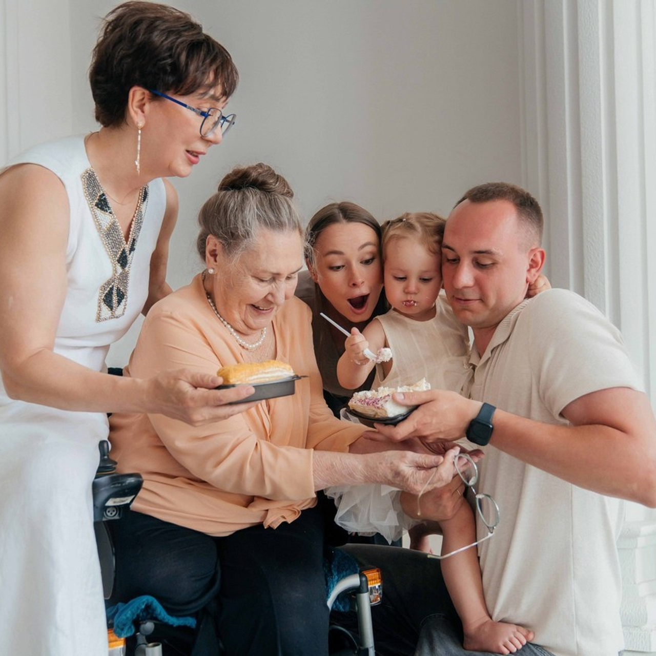 Отзывы о работе фотографа в Алматы — мнения клиентов Михаила Ситникова | Prophoto.kz. Репортажный фотограф в Алматы — Настоящие эмоции и живые кадры | ProPhoto.kz